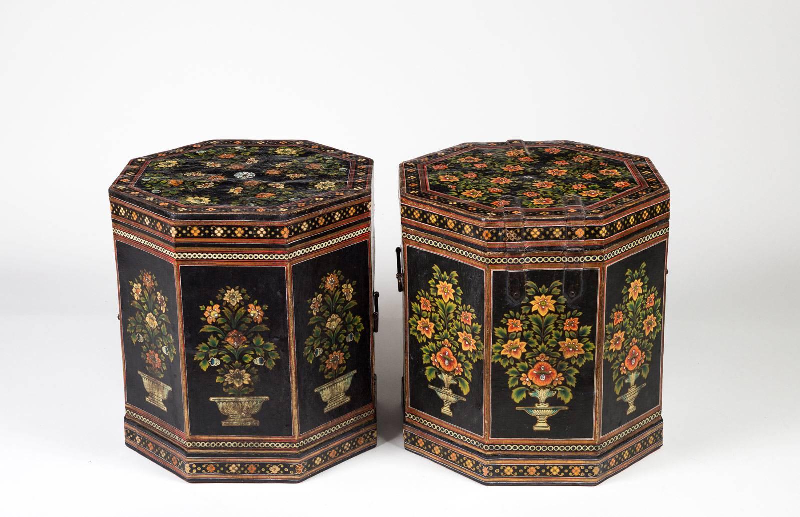 Pair of Anglo Indian Papier Mâché Low End Tables In Excellent Condition In Sheffield, MA