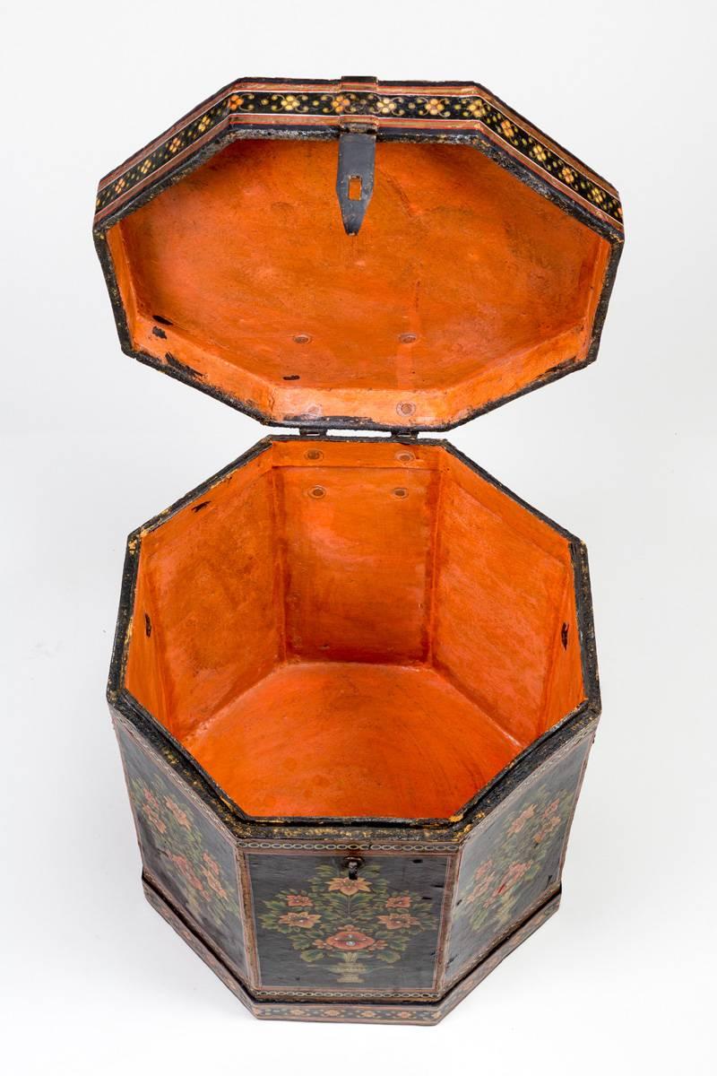 Anglo-Indian Pair of Anglo Indian Papier Mâché Low End Tables