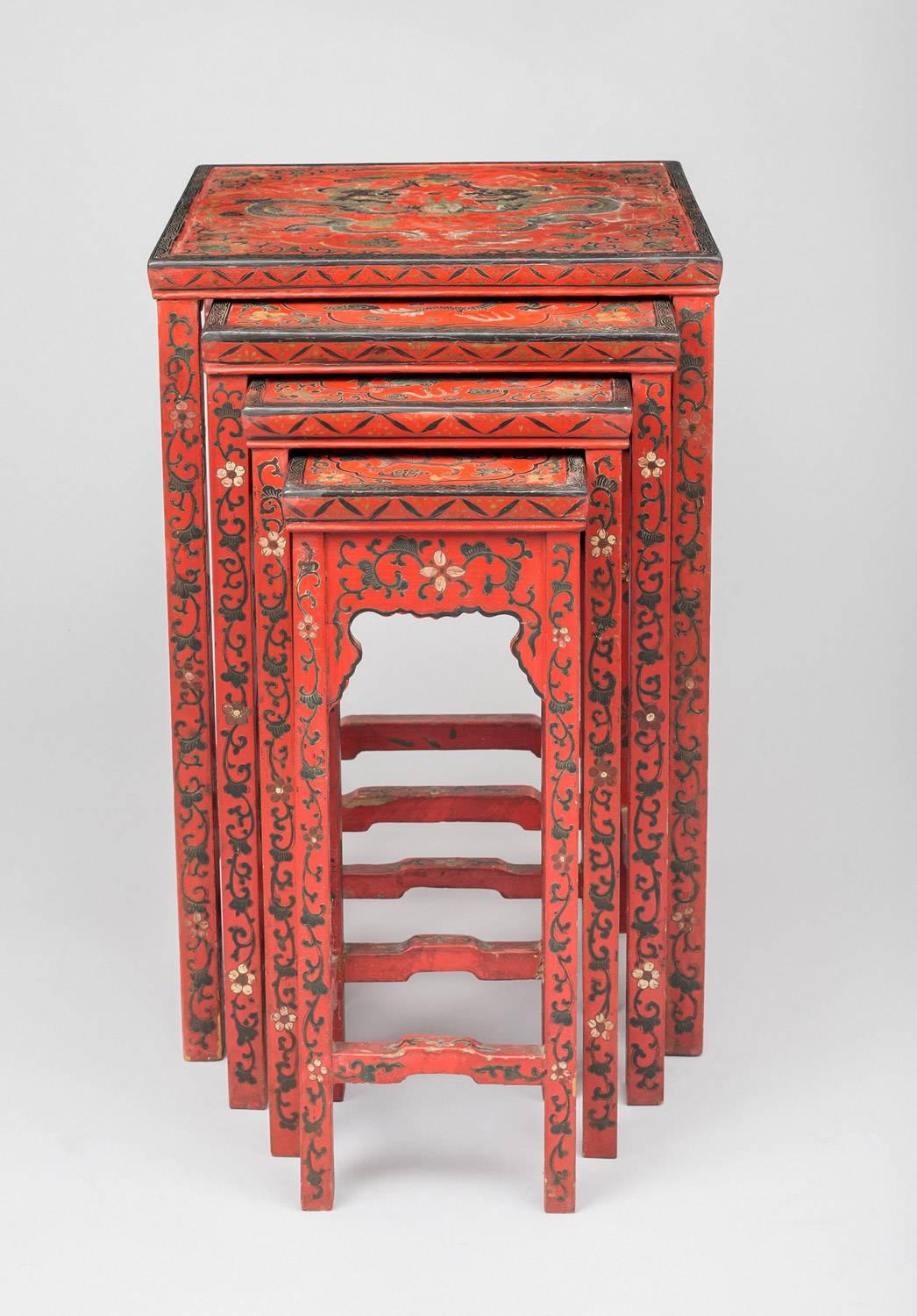 Chinese Export Chinese Red Lacquered Nest of Quarteto Tables For Sale