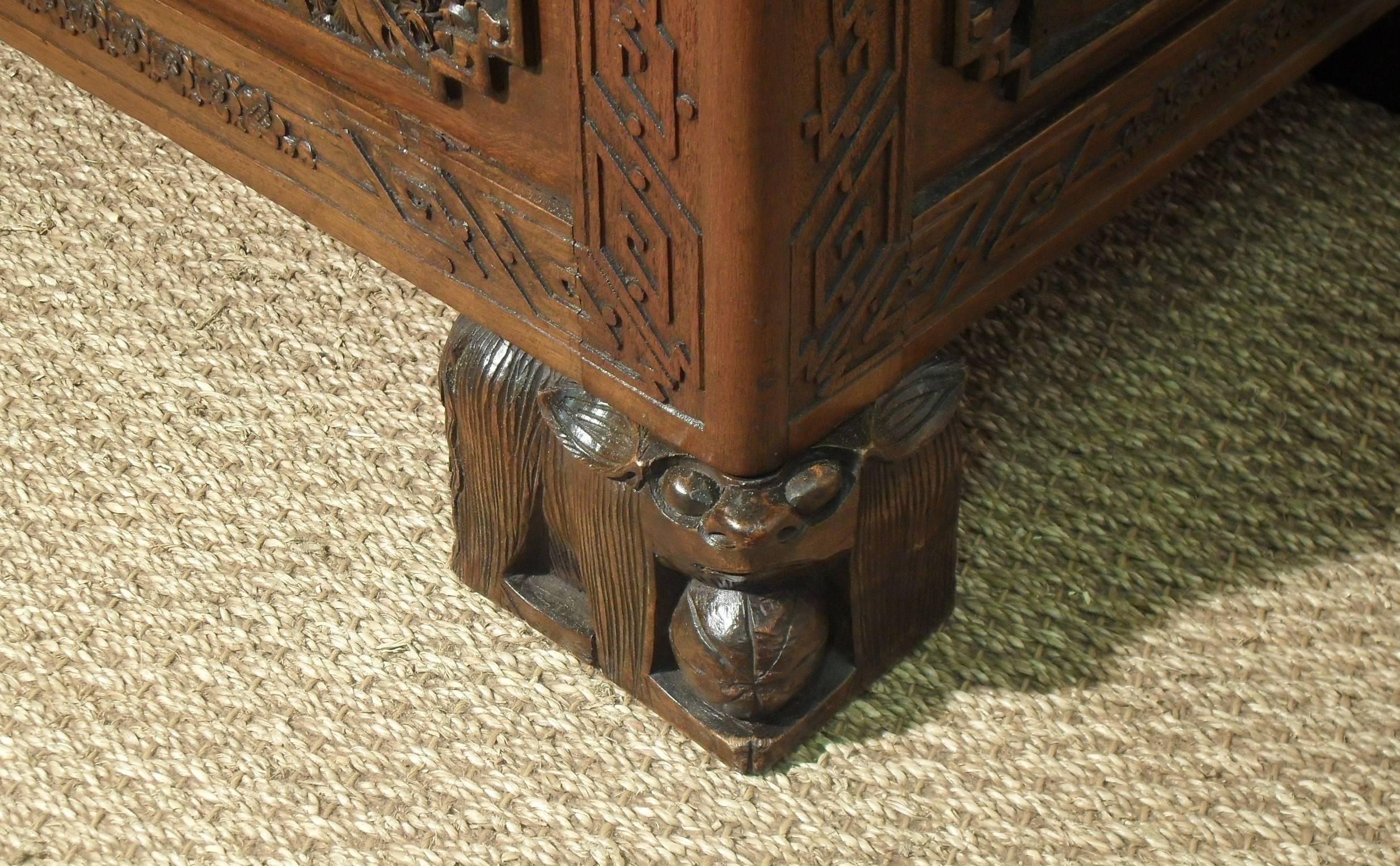 Early 20th Century Oriental Carved Freestanding Camphor Wood Chest In Good Condition In Macclesfield, GB