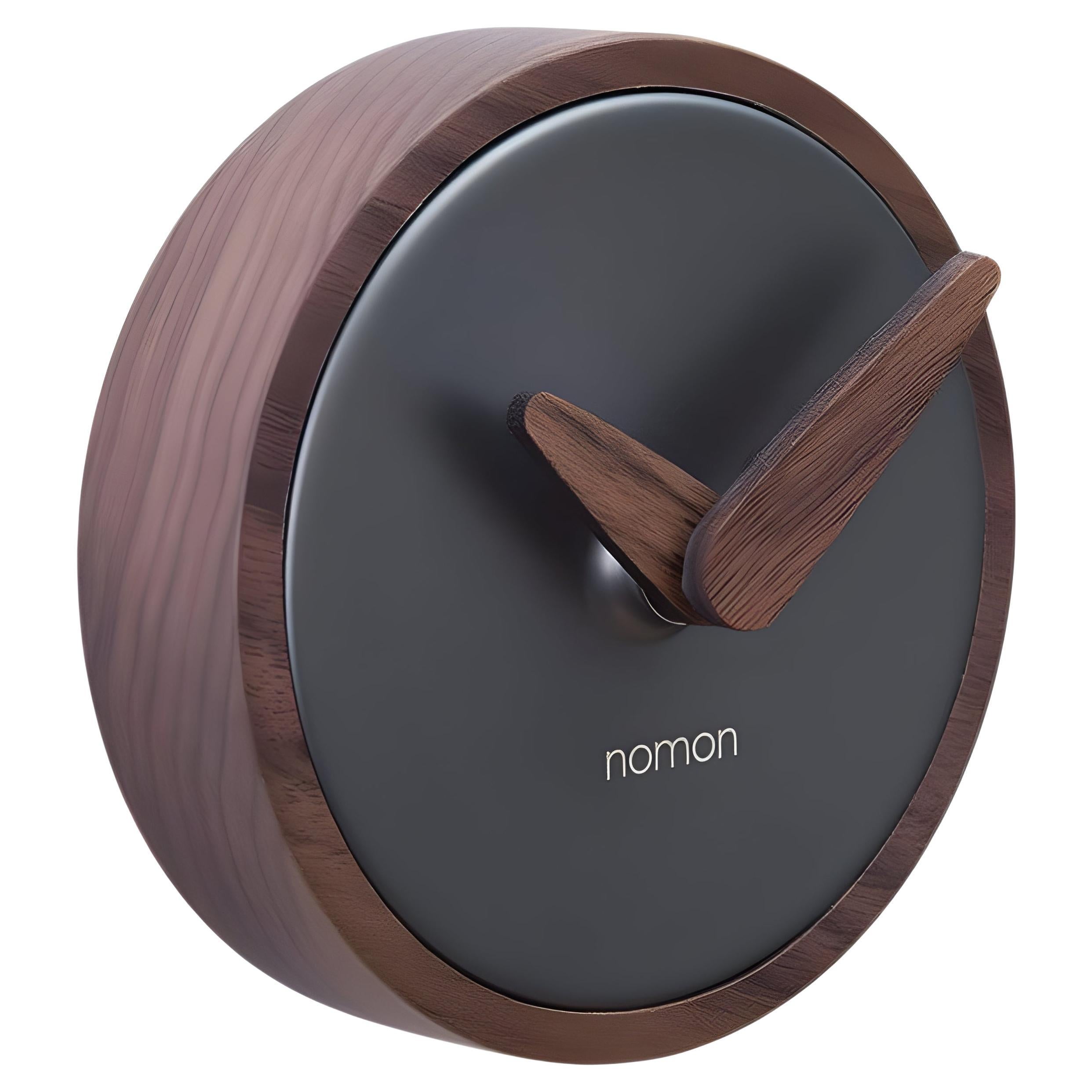 Átomo T Wall Clock by Nomon: Brass & Walnut, Modern Design