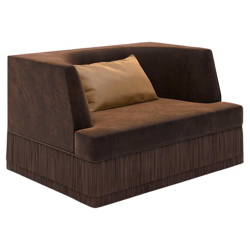 Alcove Contemporary Linear Armchair With Fringe Base In Chocolate Velvet en venta