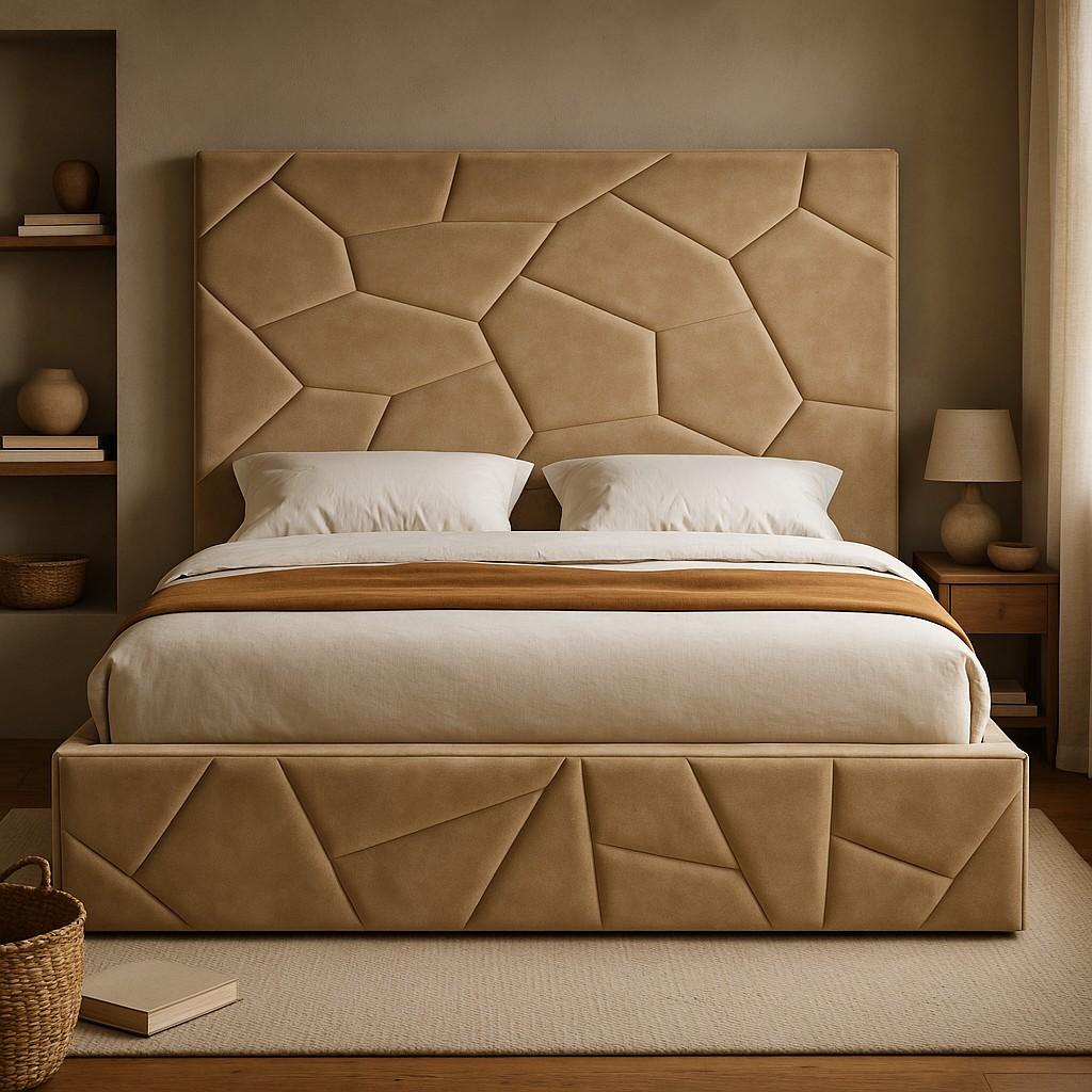 Moderno Letto California King completamente imbottito in velluto con design patchwork geometrico in vendita