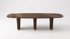 Mesa de comedor de mármol marrón Emperador con incrustaciones geométricas y madera de nogal Canaletto