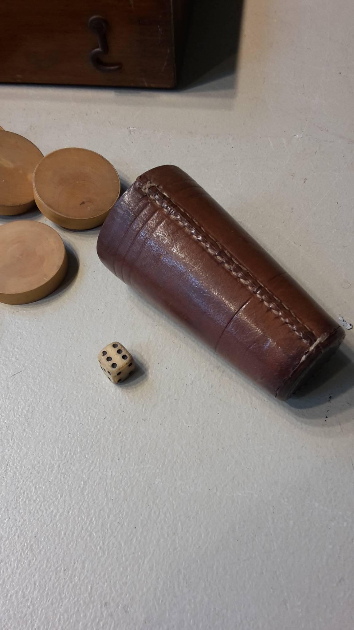 20th Century French Chess and Backgammon Game, 1940s In Good Condition In Berlin, DE