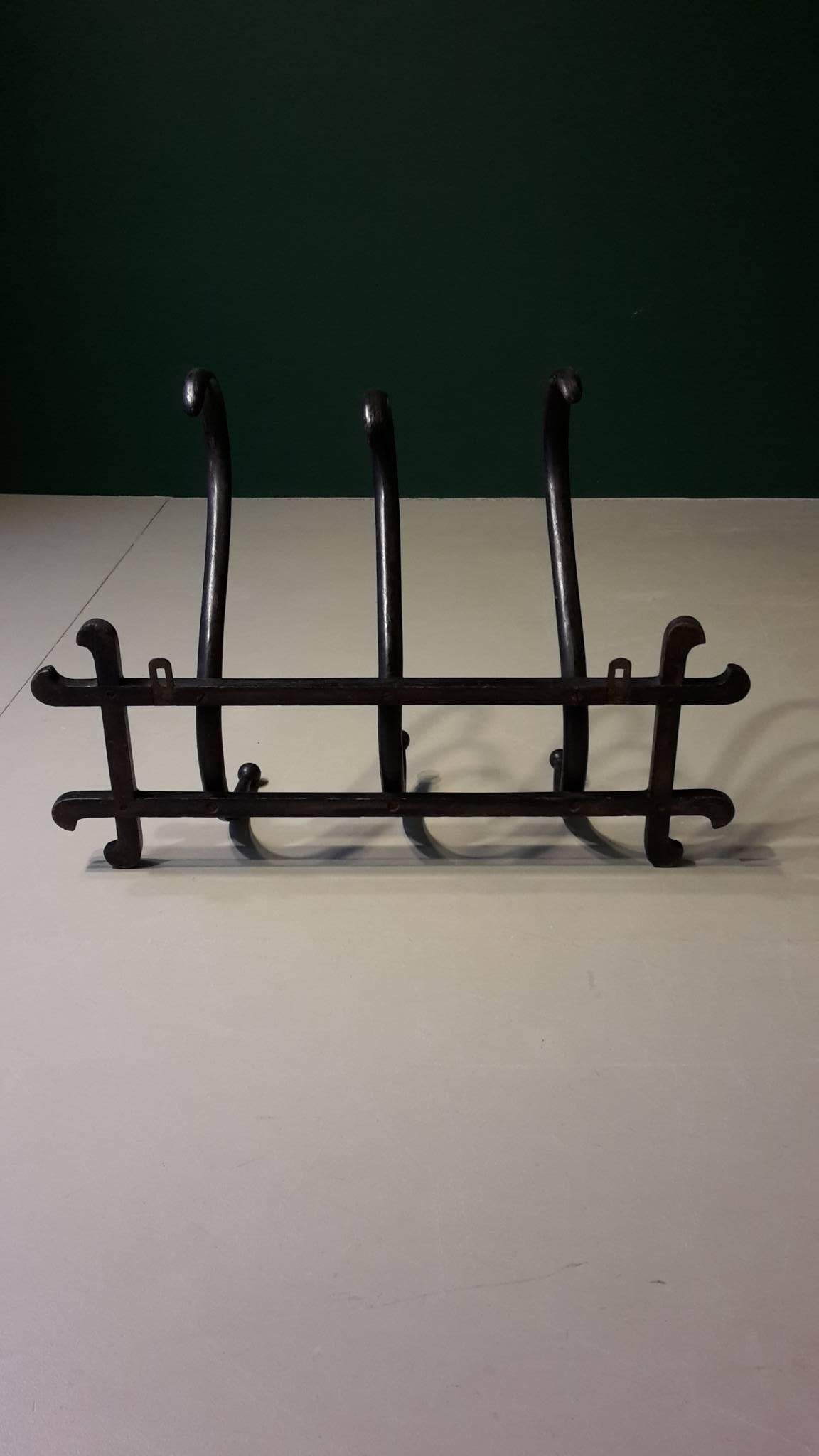 Early 20th Century German Black Thonet Wall Coat Rack Made of Bentwood For Sale 3