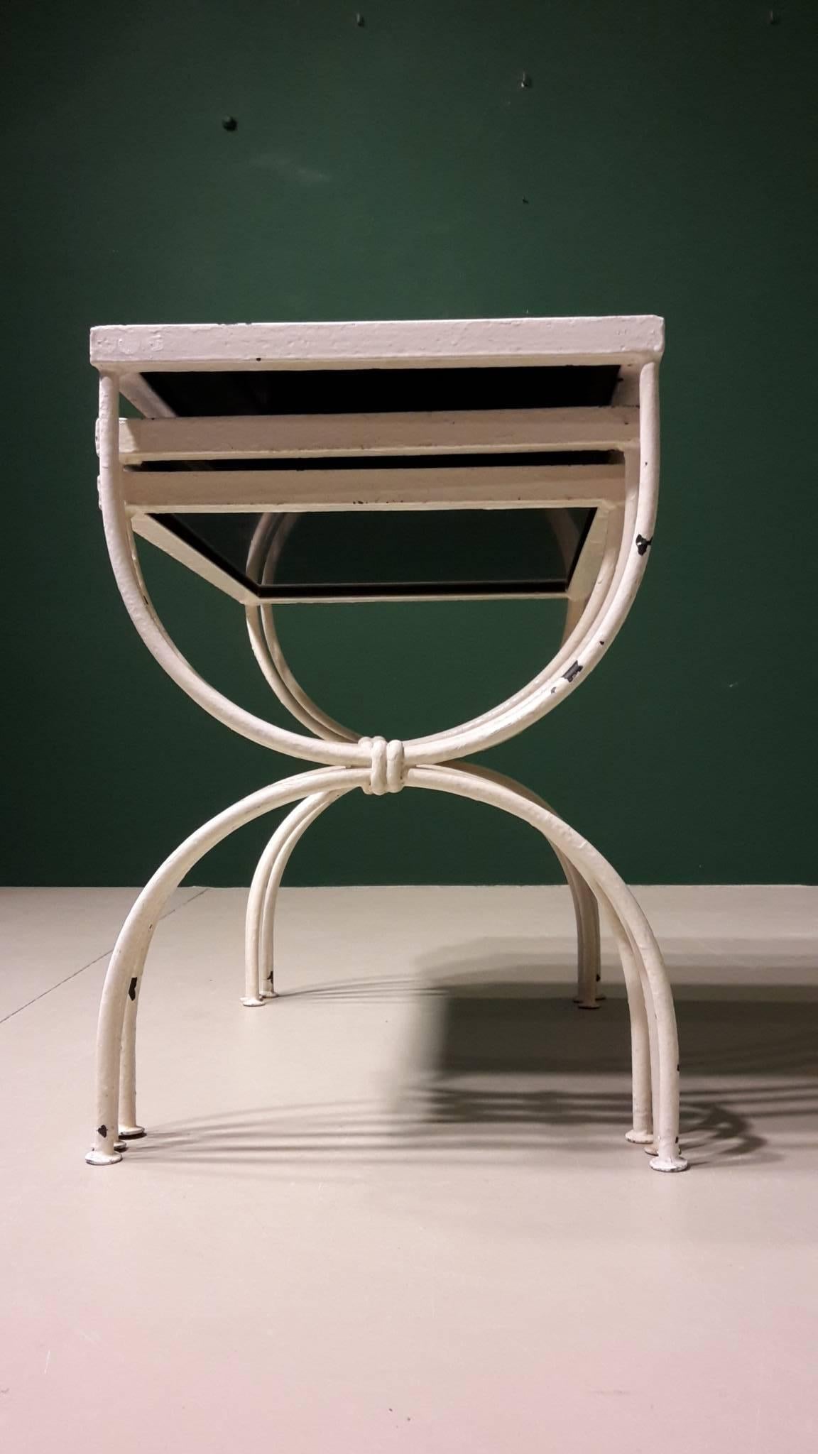 20th Century French Nest of Tables Made of White Metal and Black Glass, 1950s In Good Condition For Sale In Berlin, DE
