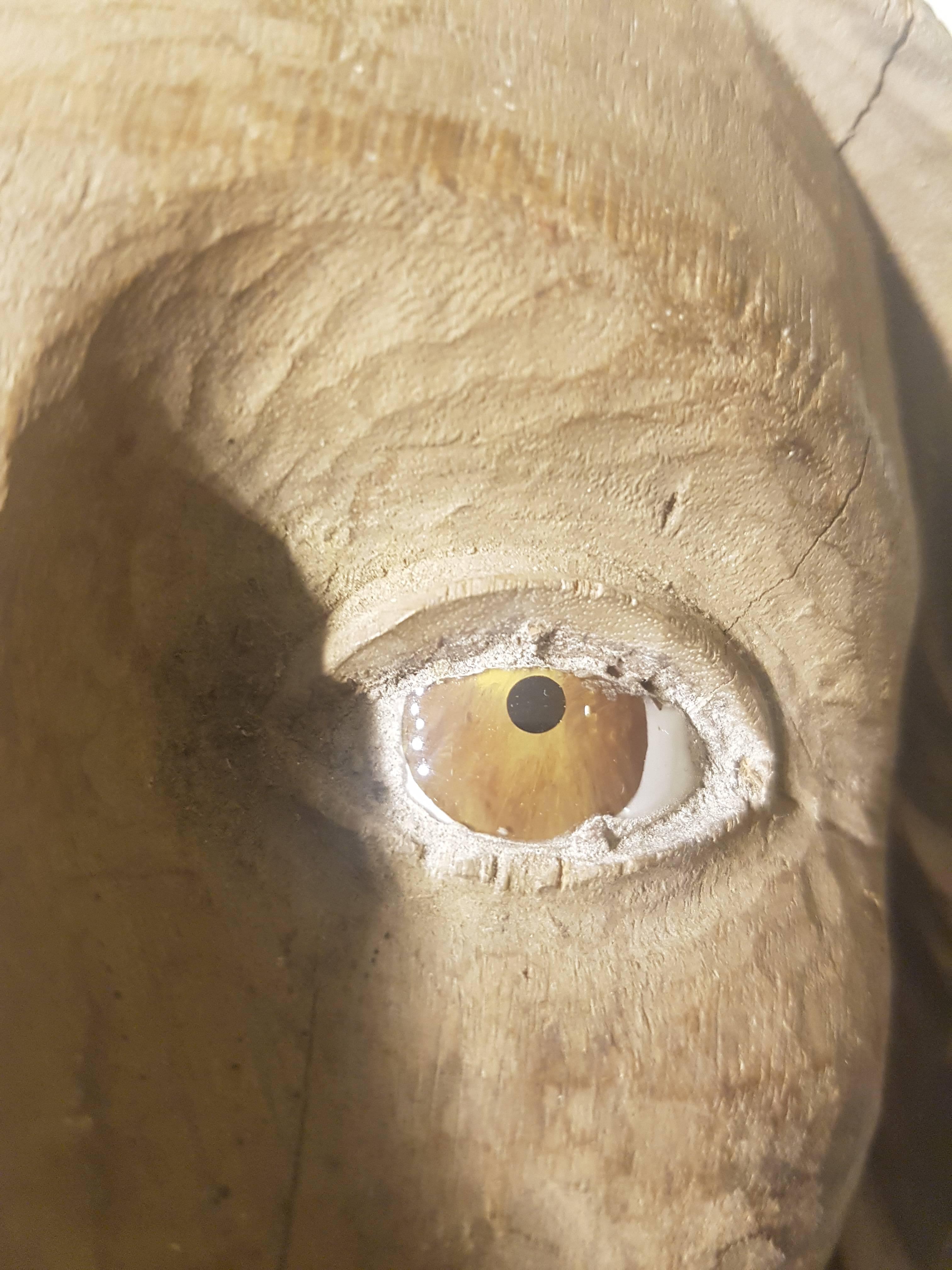 19th Century Italian Sculpted Christ Walnut Head with Glass Eyes In Good Condition For Sale In Berlin, DE