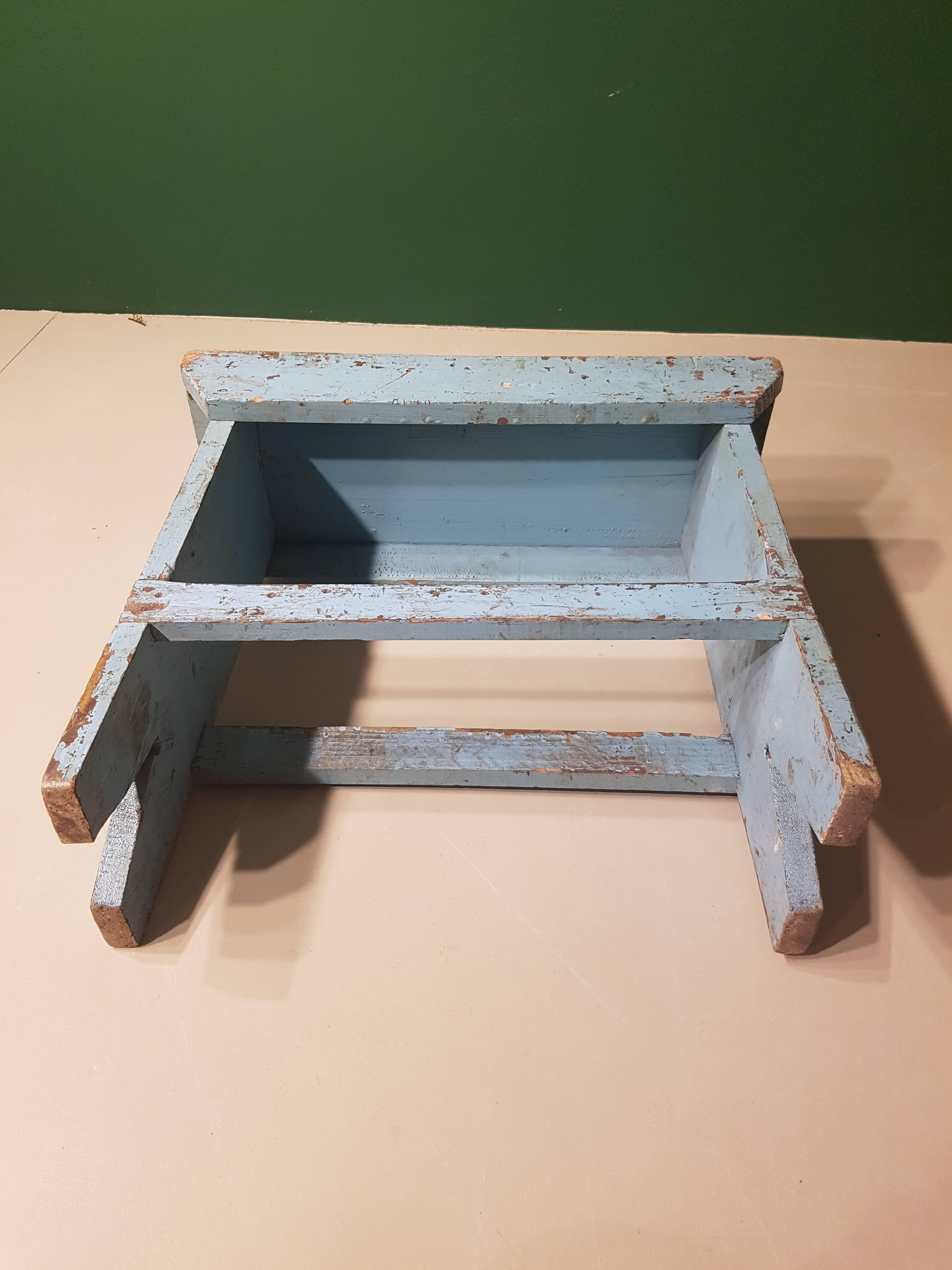 20th Century French Blue Bench made of Painted Wood For Sale 2