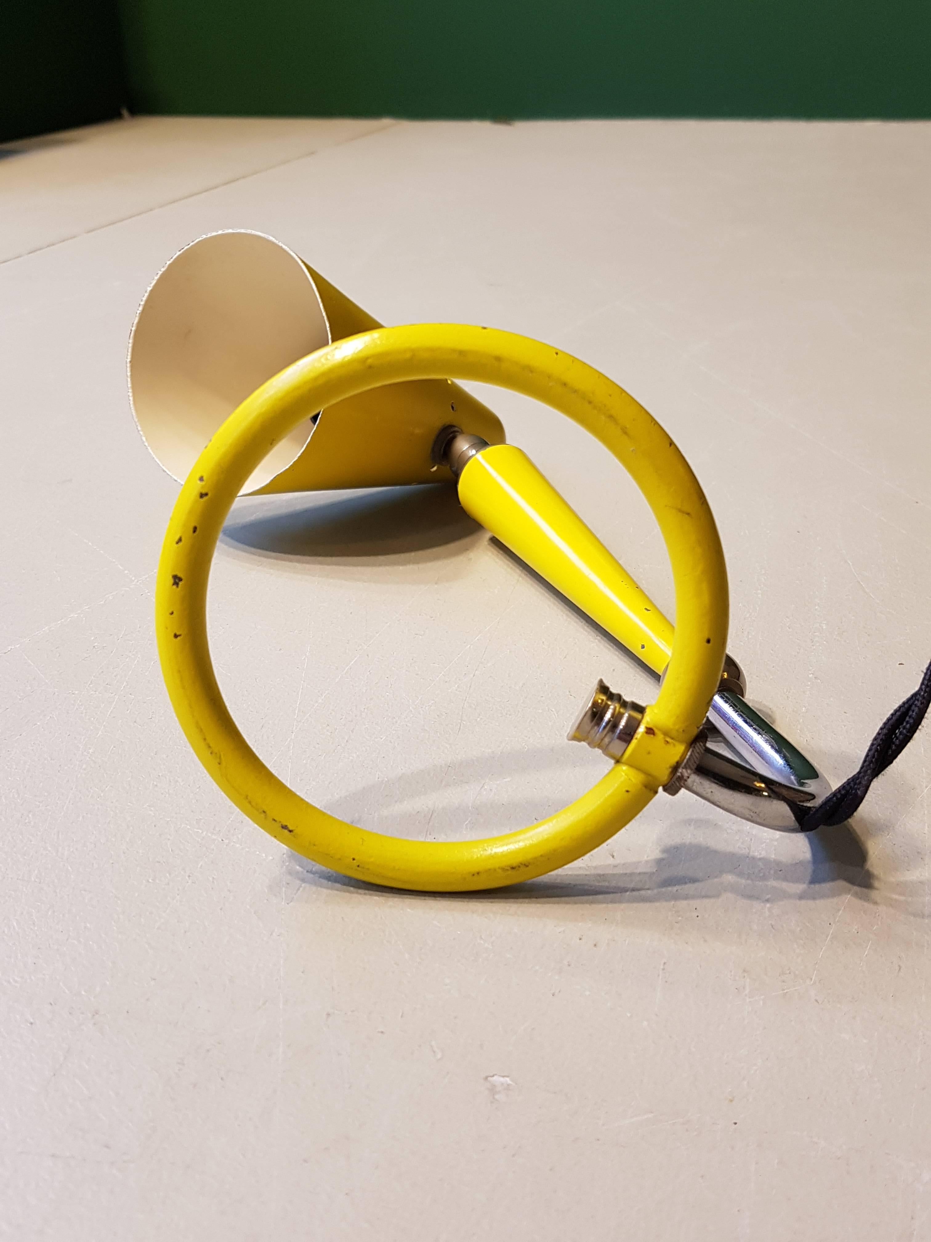 20th Century French Yellow Reading Lamp Made of Metal, 1960s 3
