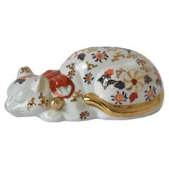 Japanese Porcelain Sleeping Cat Figurine, Nemuri Neko, Circa 1960, Red Blue Gold