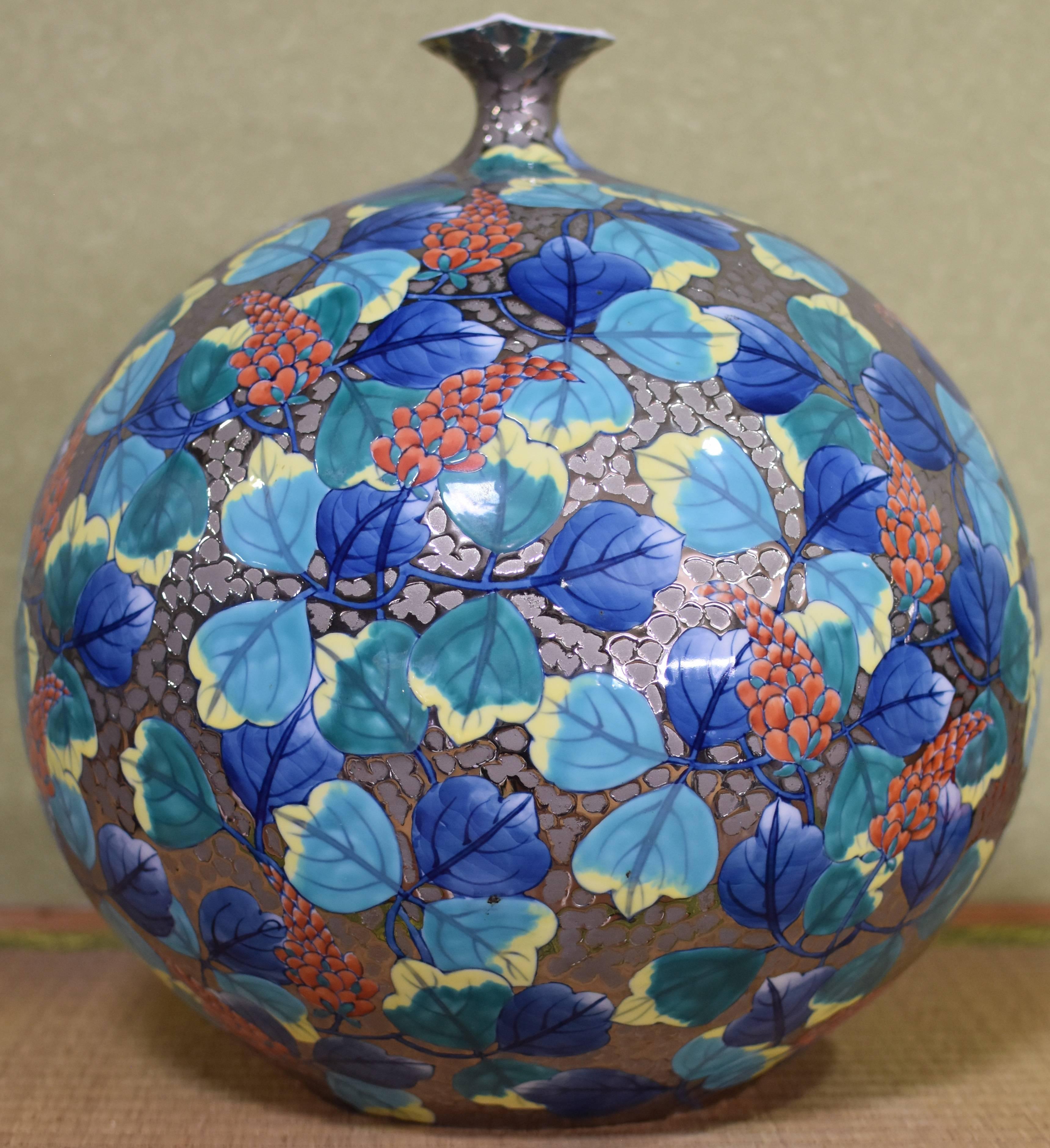  Japanese Contemporary Green Blue Platinum Porcelain Vase by Master Artist, 5 For Sale 2