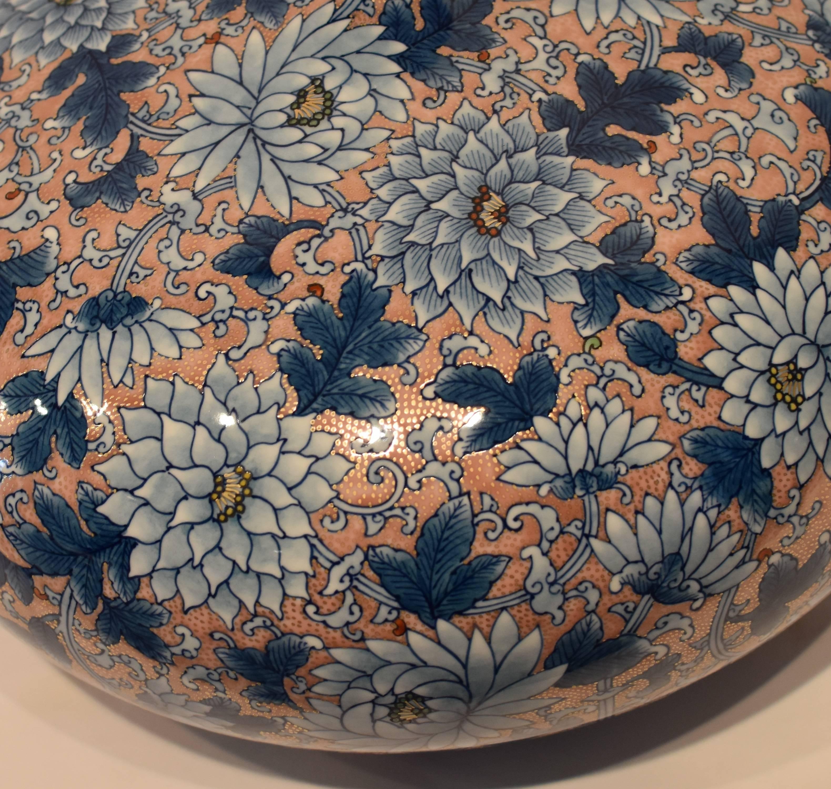 Large Japanese  Gilded Hand-Painted Decorative Porcelain Vase by Master Artist 1