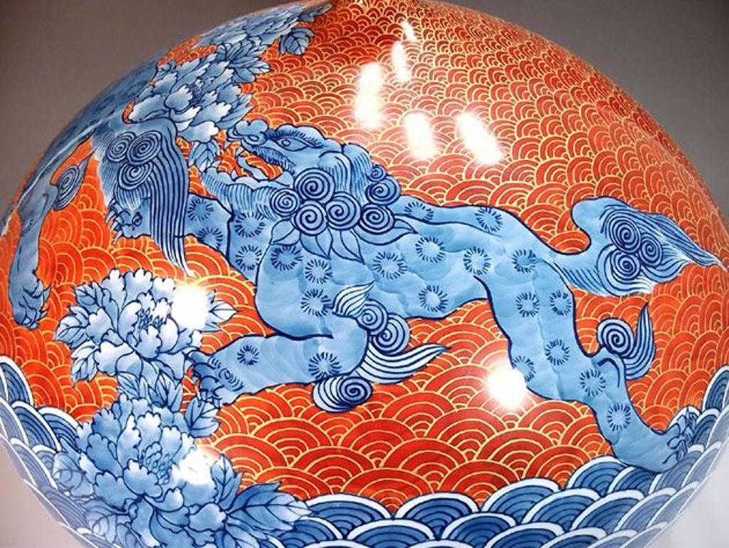 Hand-Painted Japanese Large Imari Porcelain Vase by Fujii Tadashi