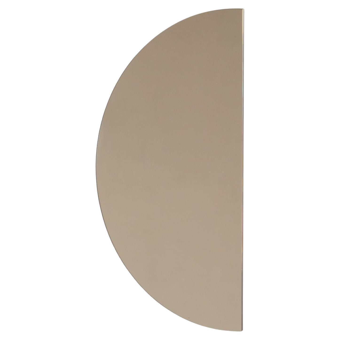 Miroir semi-circulaire teinté bronze demi-lune minimaliste sans cadre, XL en vente