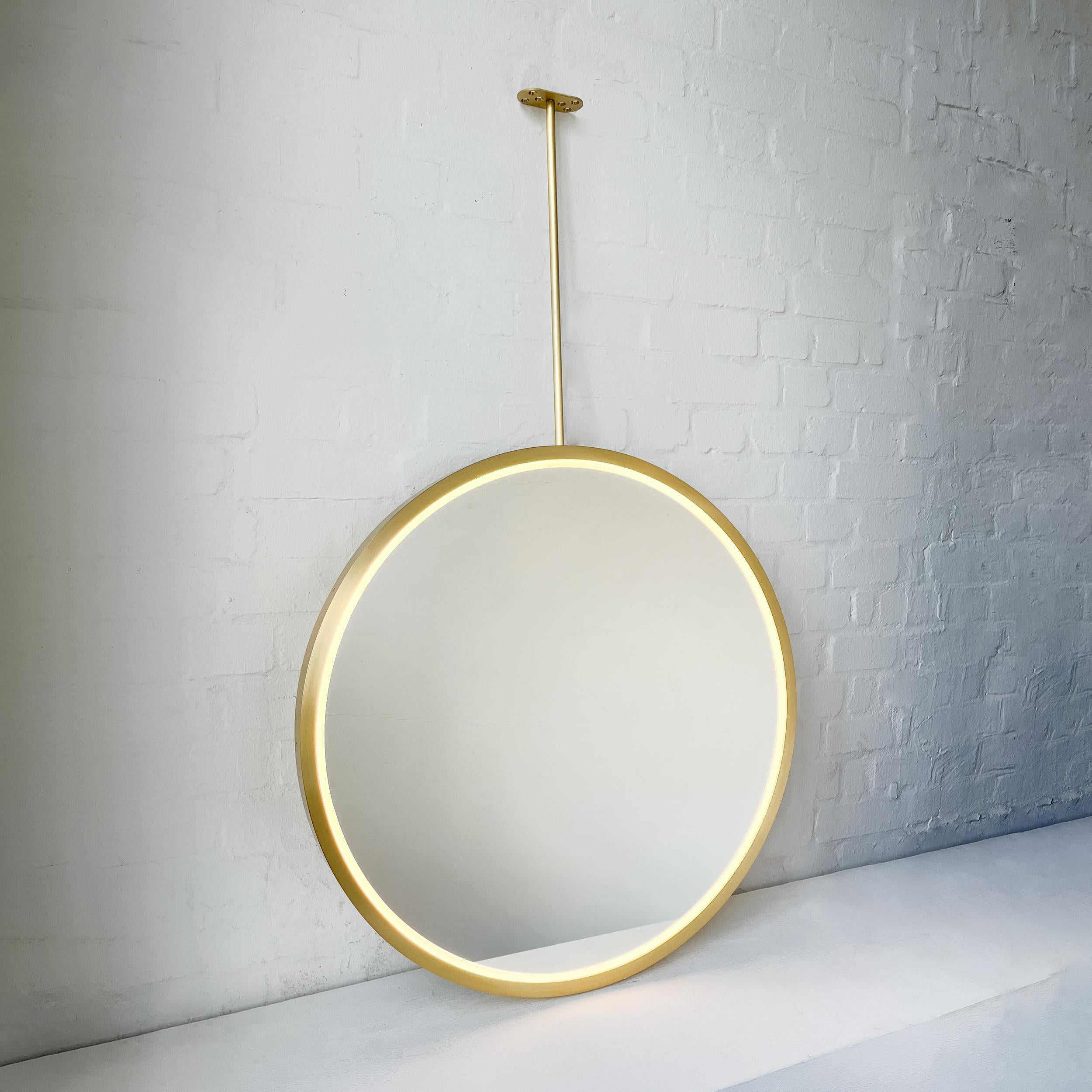 Illuminated Ceiling Suspended Orbis Round Mirror Brass Frame In New Condition For Sale In London, GB