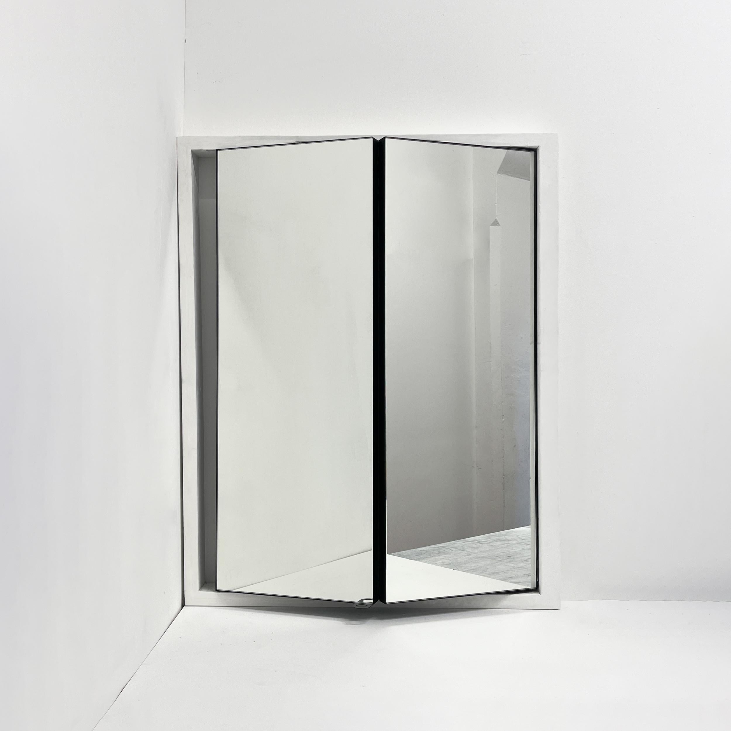 Bifold Foldable Rectangular Mirror with Blackened Metal Frame In New Condition For Sale In London, GB