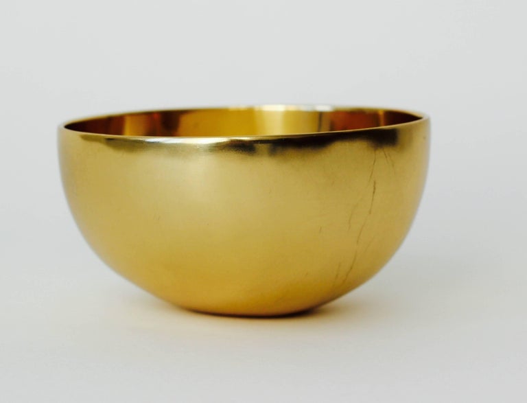 Small Polished Brass Bowl For Sale at 1stdibs