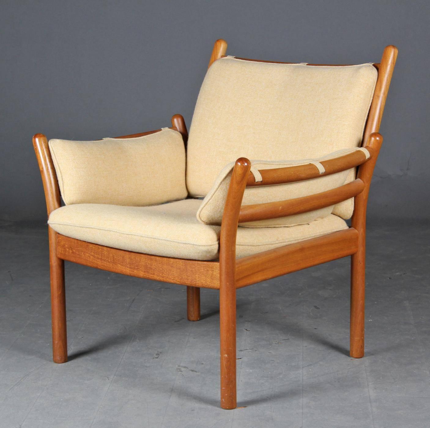 Scandinavian Modern Illum Wikkelso Mahogany Lounge Chair 