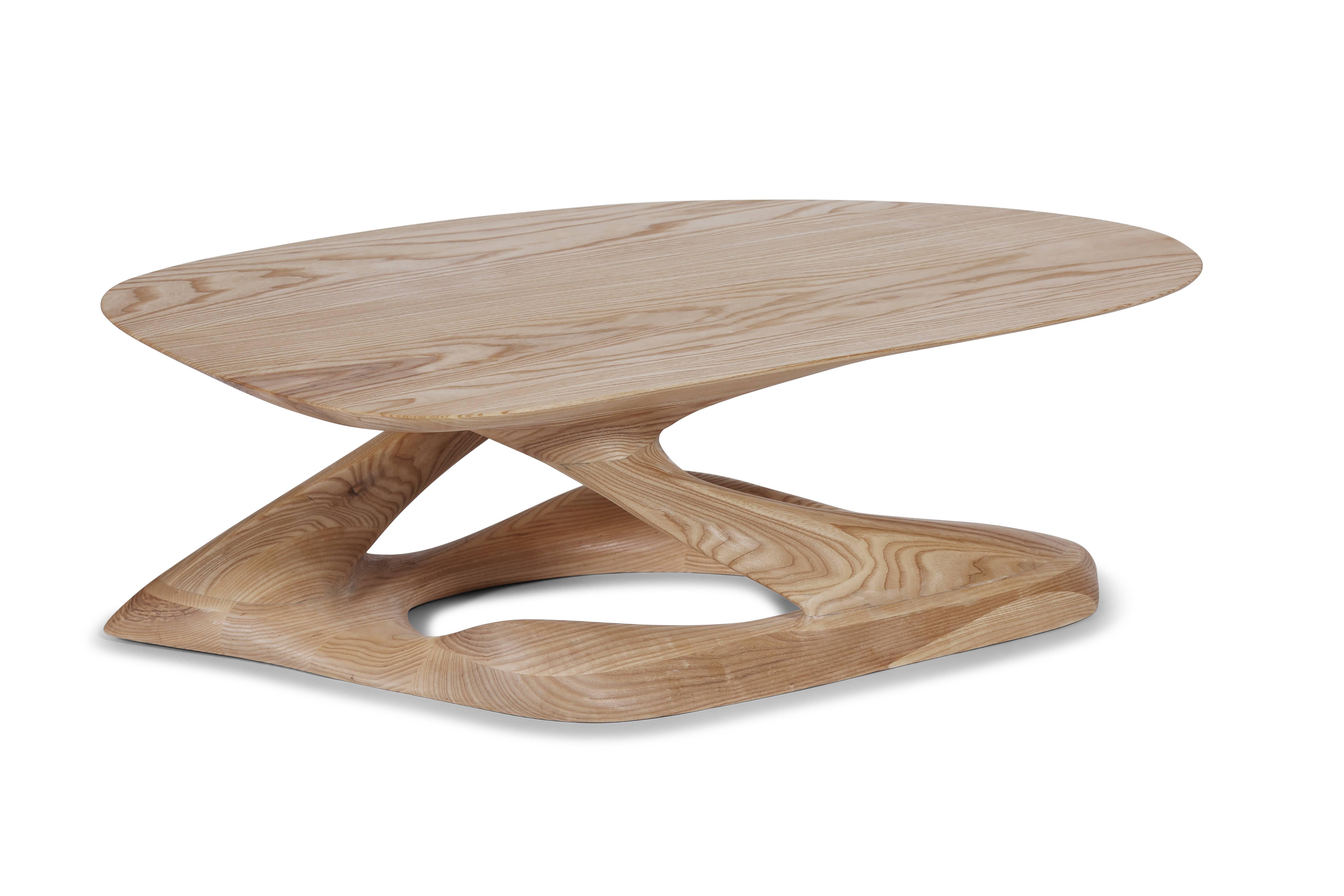 Modern Amorph Plie modern coffee table in Honey stain in Ash wood For Sale