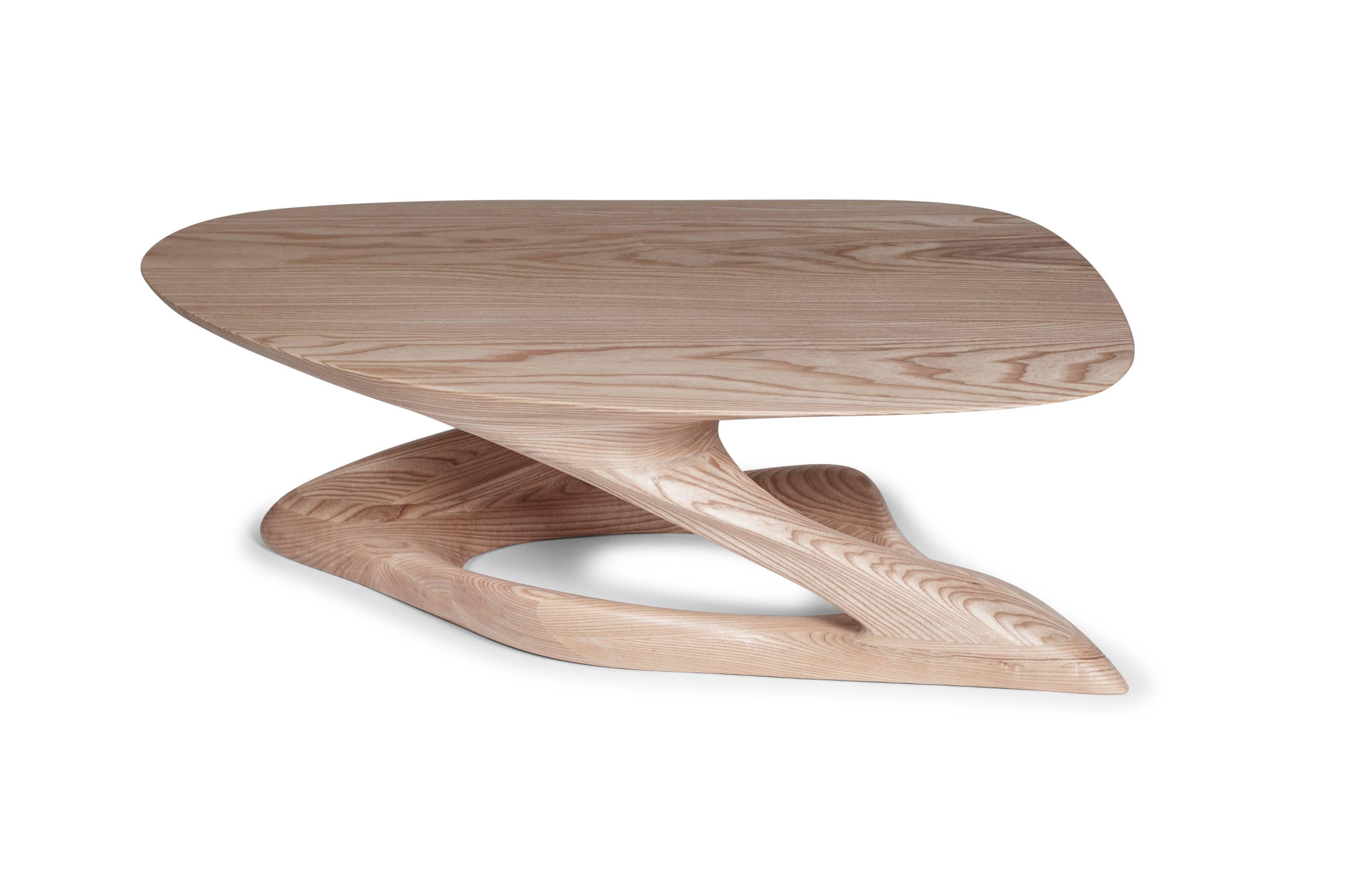 Amorph Plie modern coffee table in Honey stain in Ash wood In New Condition For Sale In Los Angeles, CA