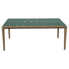 Teka 173 Outdoor-Esstisch von Roda – Design: Gordon Guillaumier.
