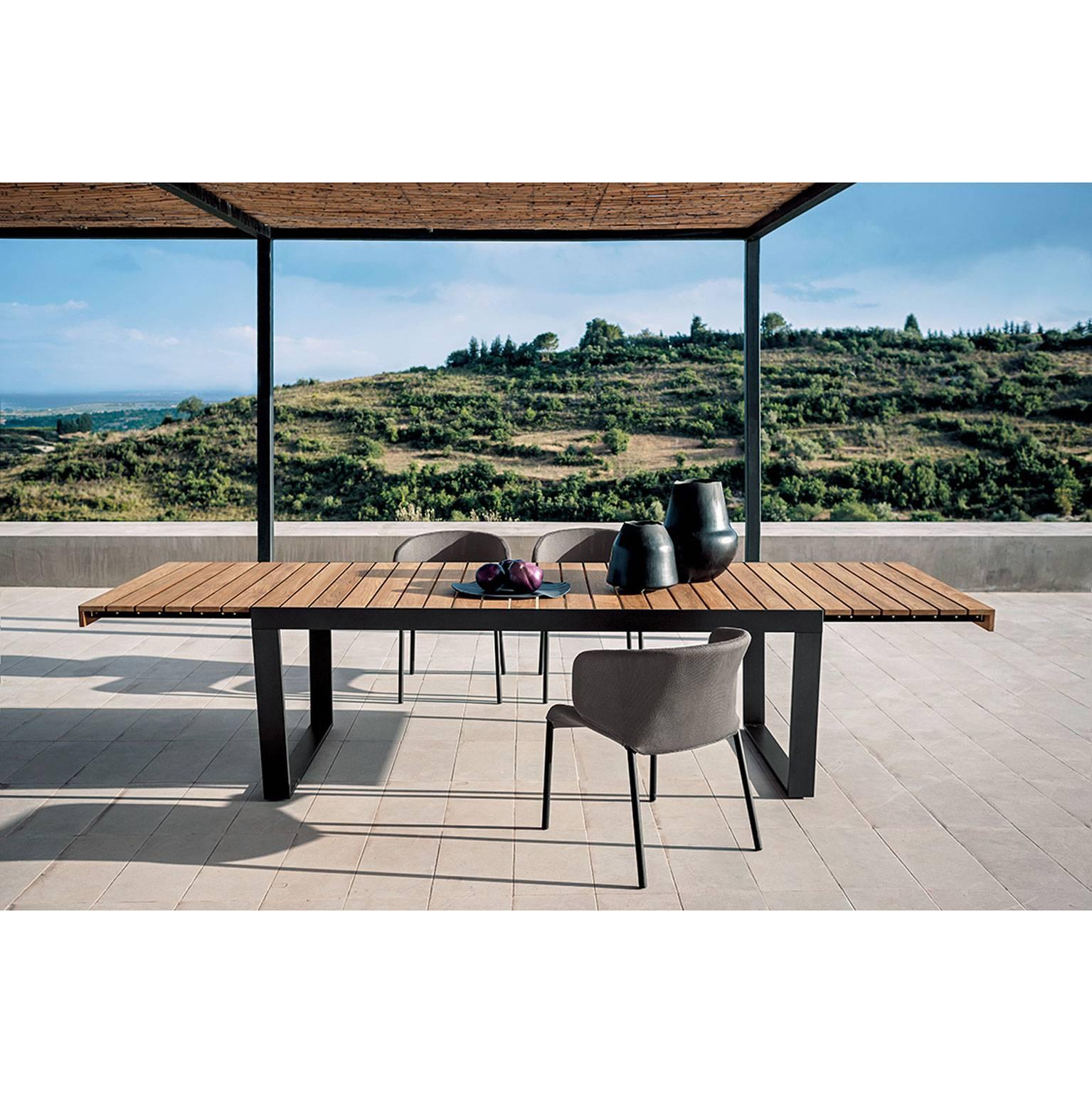 teak extendable outdoor dining table