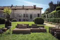 Seccional de interior/exterior Roda Dandy en tapicería de arena Plot D01