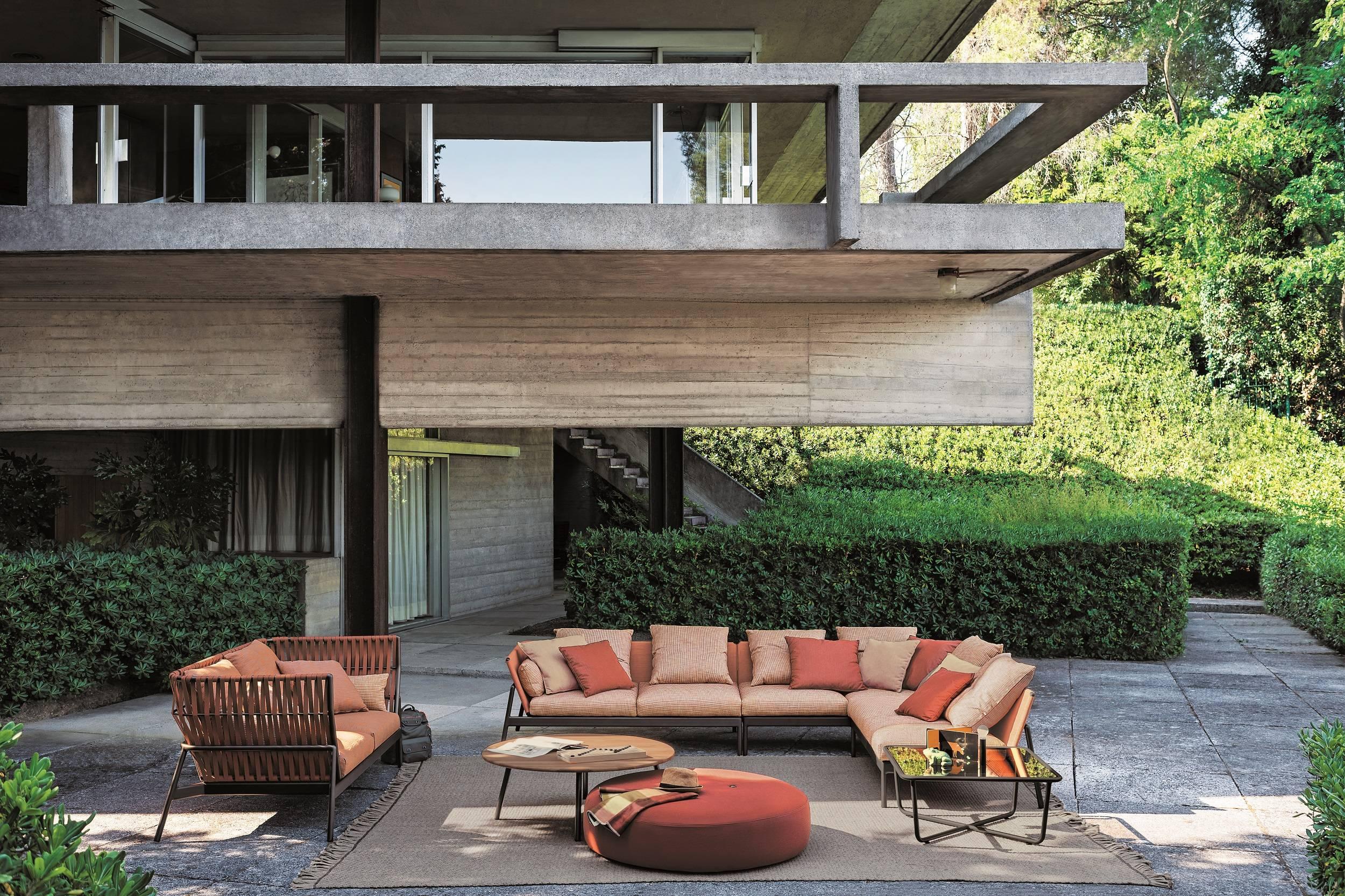 italien Roda Indoor ou Outdoor Piper 103 Low Sofa Designed by Rodolfo Dordoni en vente