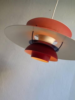 Iconic red PH5 Pendant layered Lamp