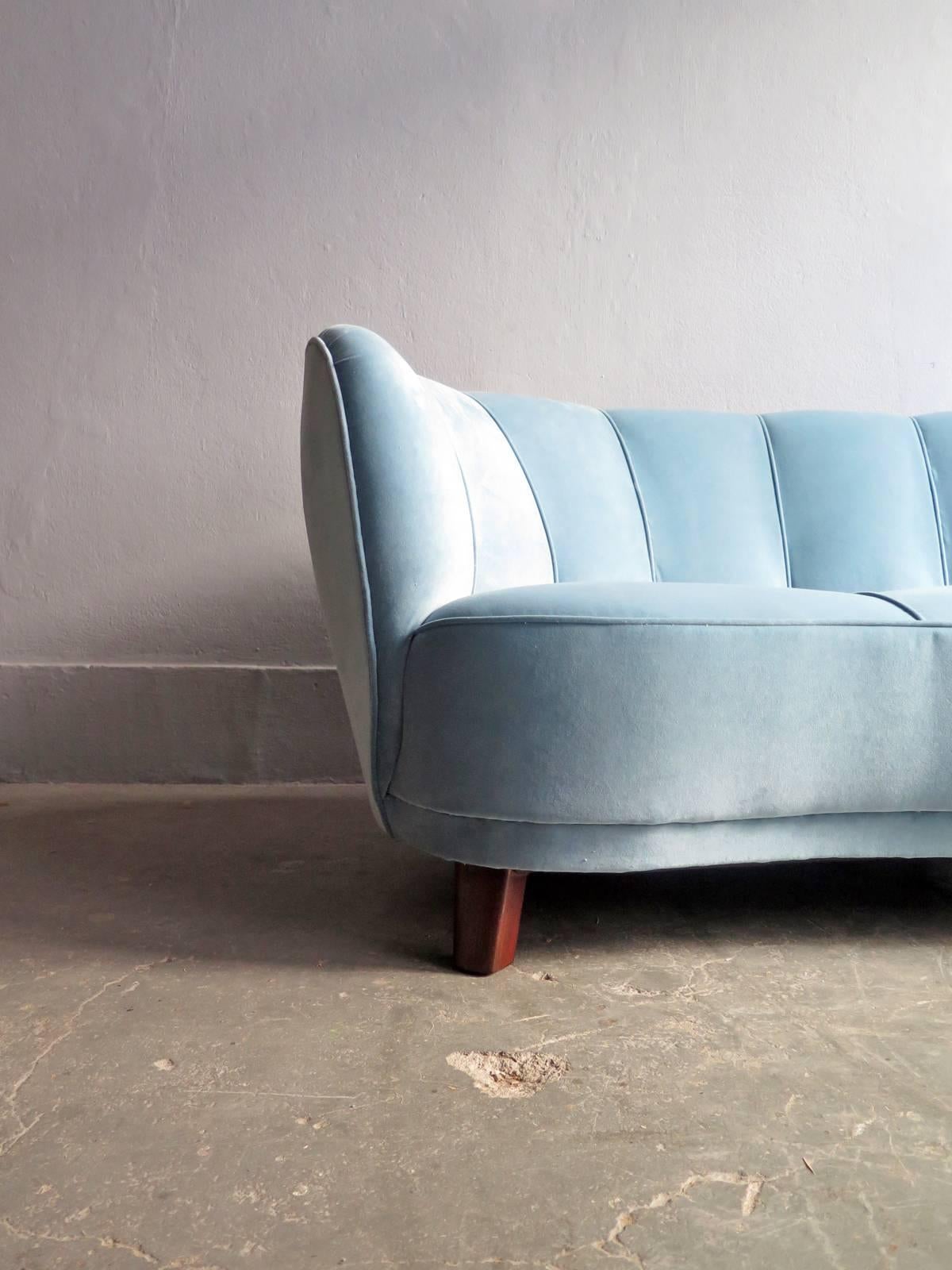 Art Deco Blue Velvet Sofa 1