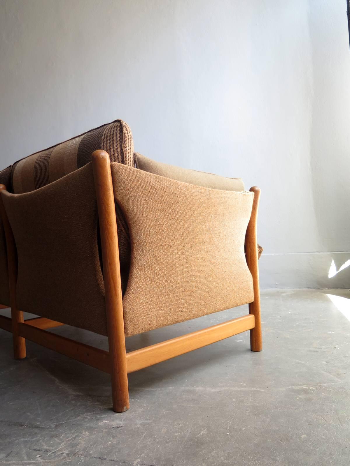Arne Norell Oak Sofa In Fair Condition For Sale In Porto, PT