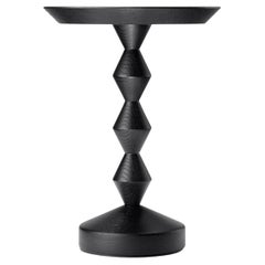 Tavolo Occasionale contemporaneo Zic-Zac in Oak o Noce sapientemente tornito