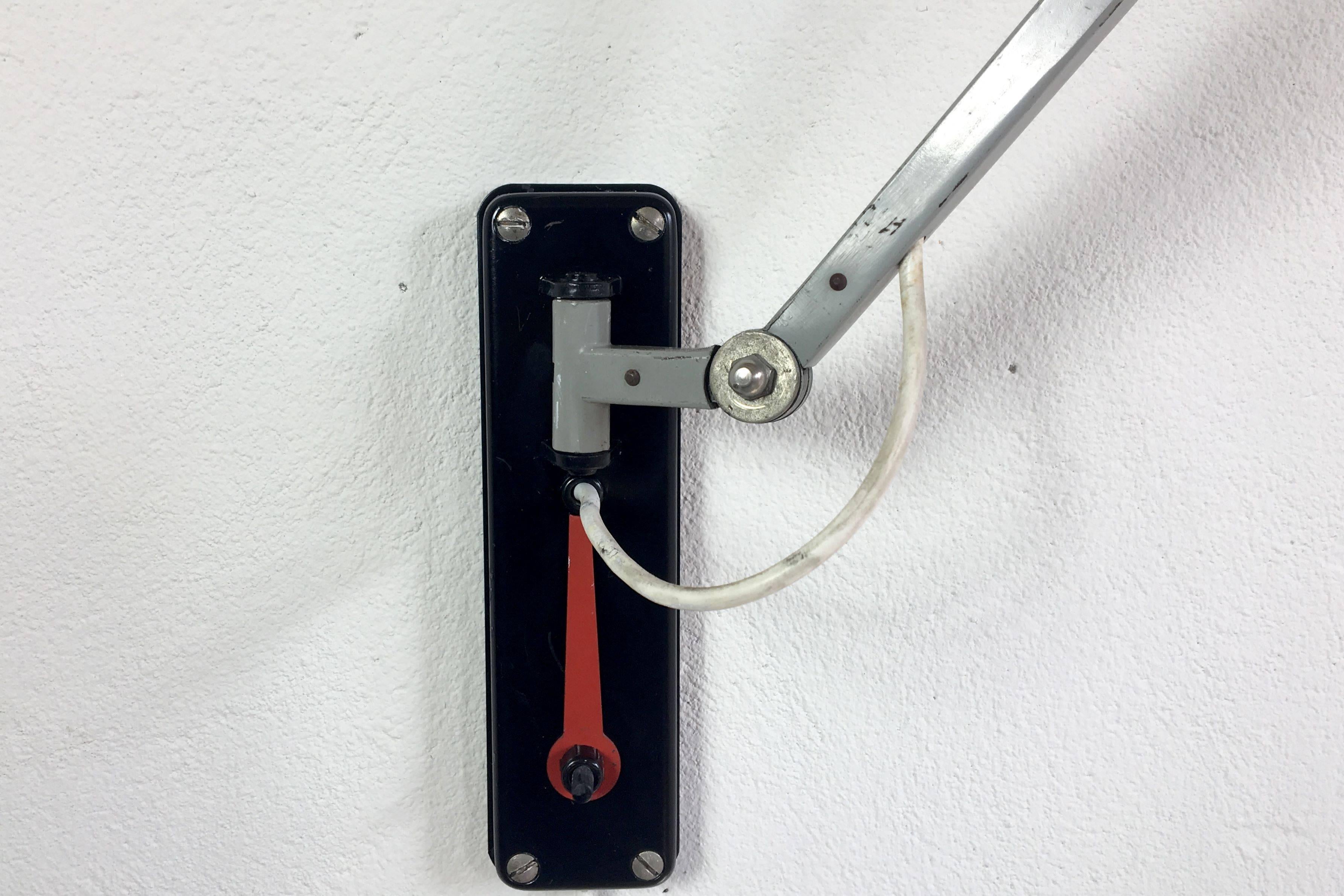 Mid-20th Century Giso 4050 Wall Lamp by Wim Rietveld for Gispen, 1950s