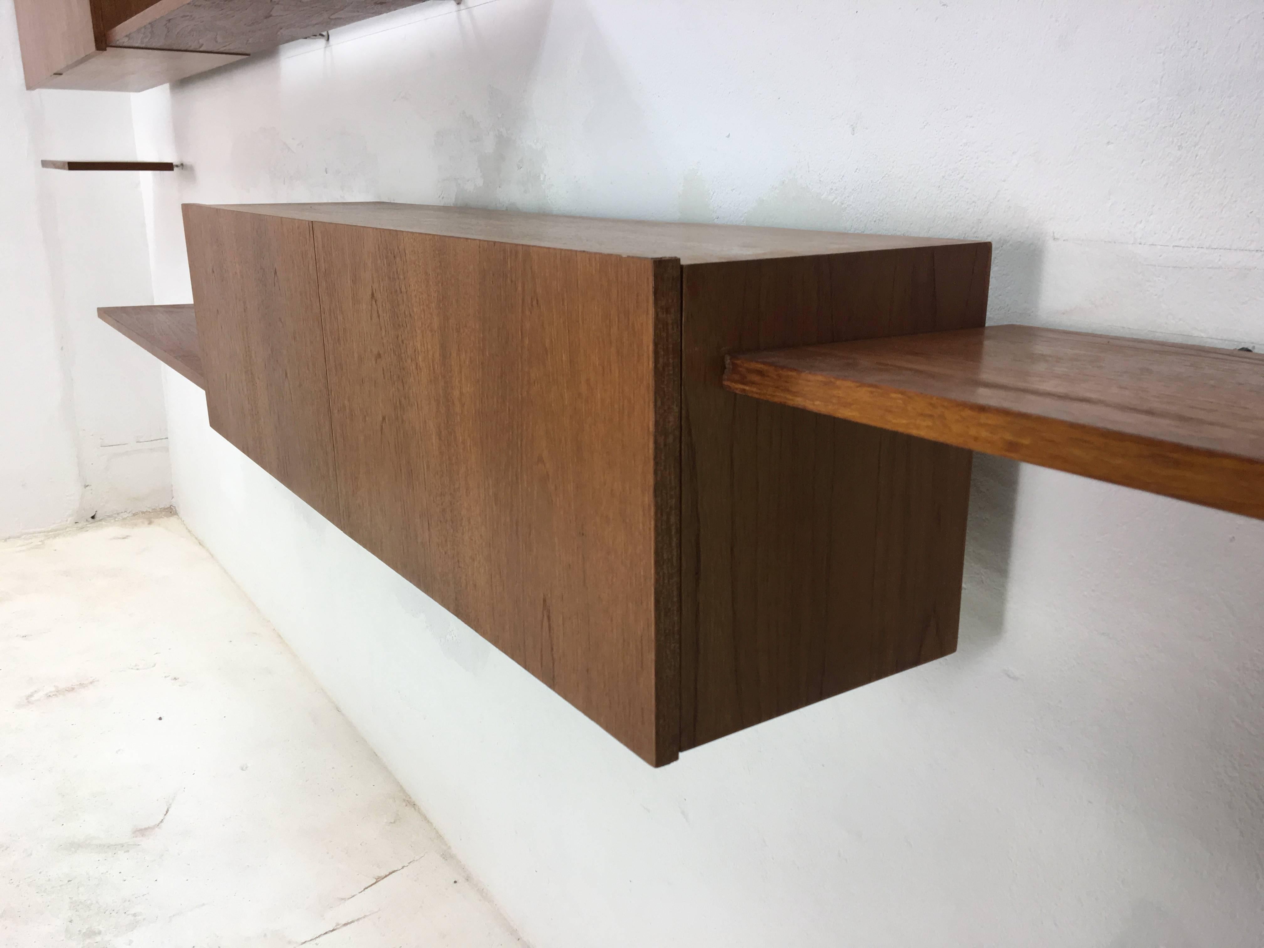1960s Banz Bord Floating Rosewood Wall System 2