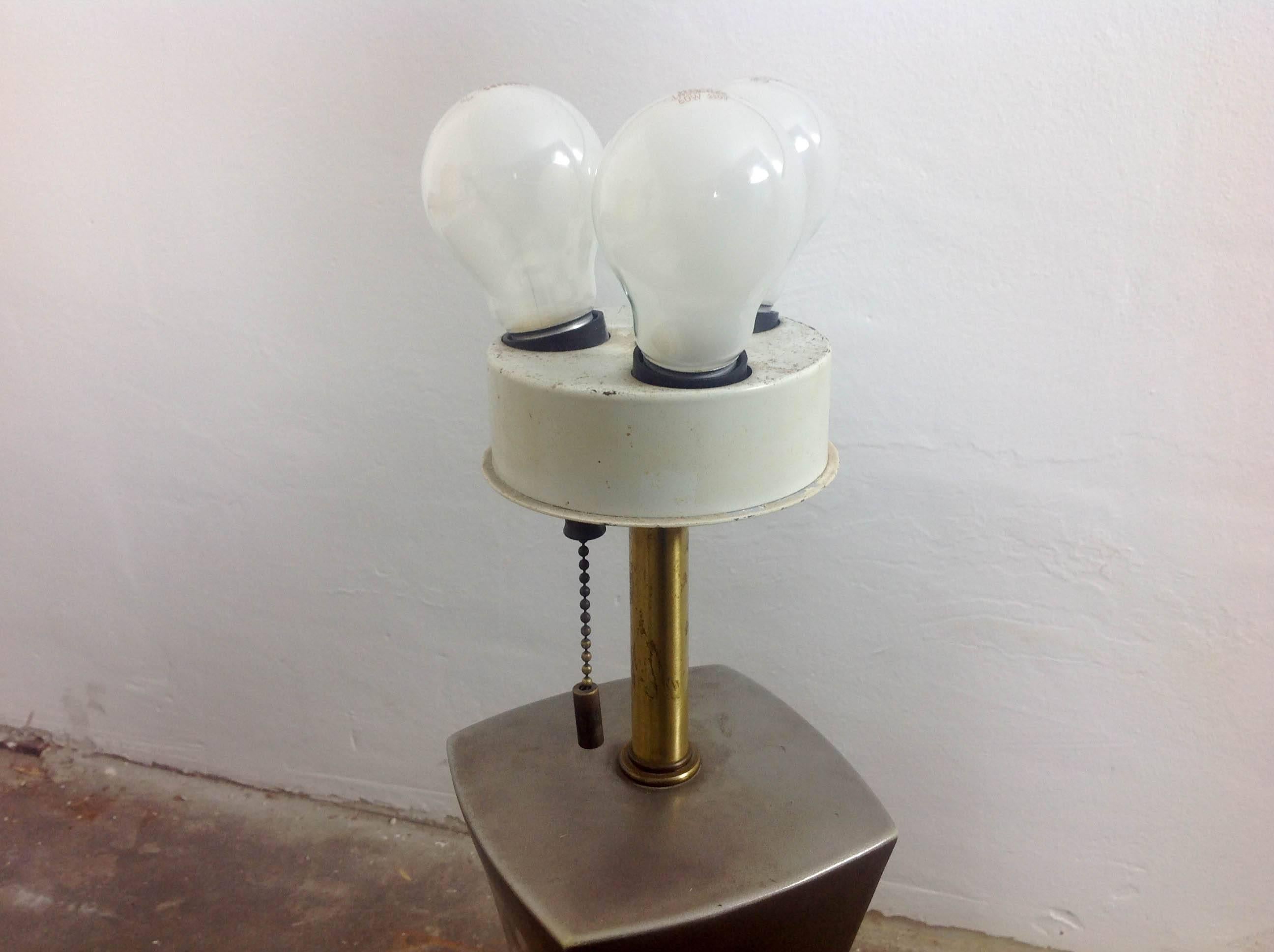 Two Gerald Thurston Table Lamps for Lightolier, 1960s For Sale 3