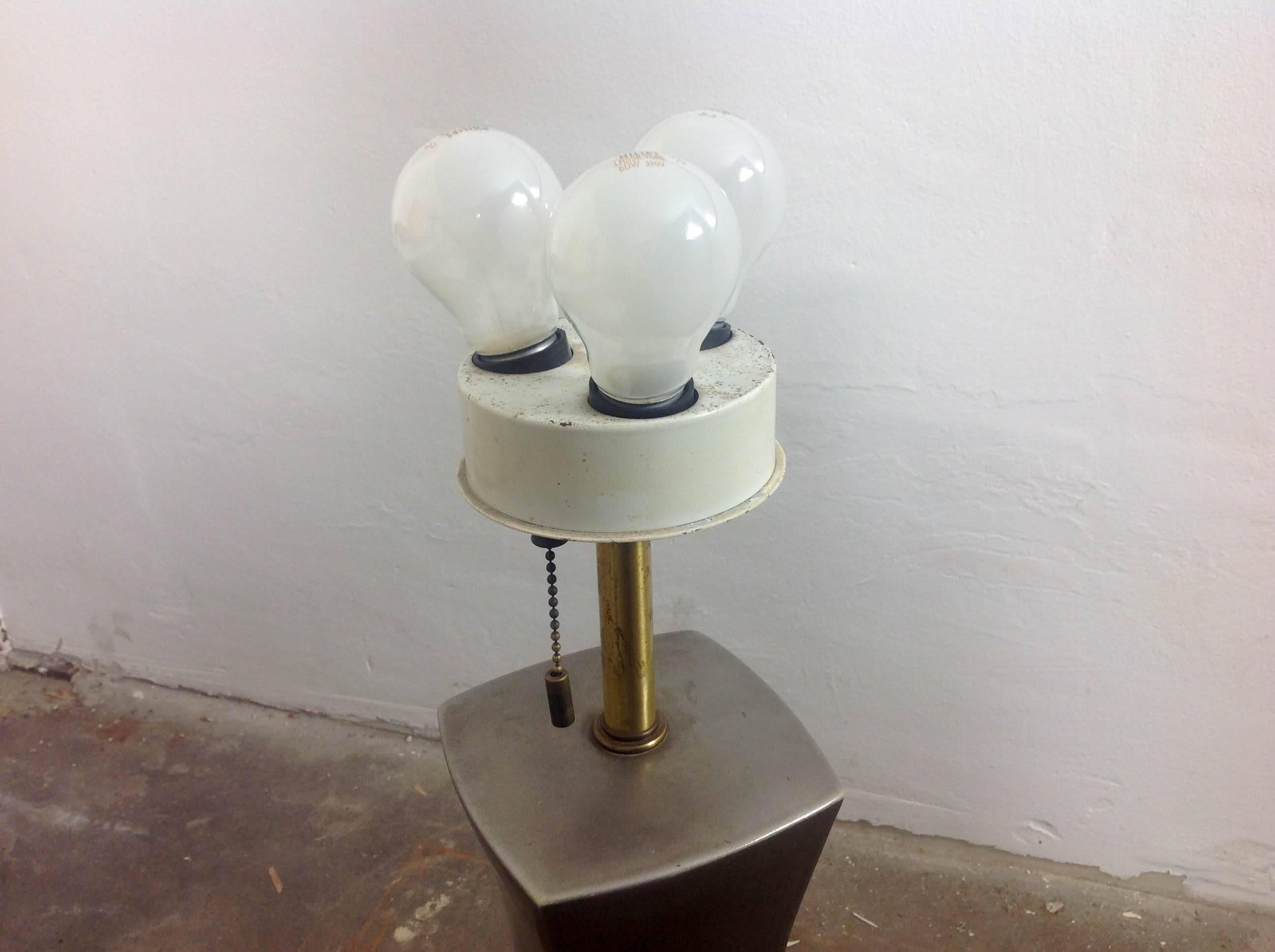Two Gerald Thurston Table Lamps for Lightolier, 1960s For Sale 4