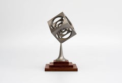 Escultura en miniatura "Kuben" de Piet Hein, años 80