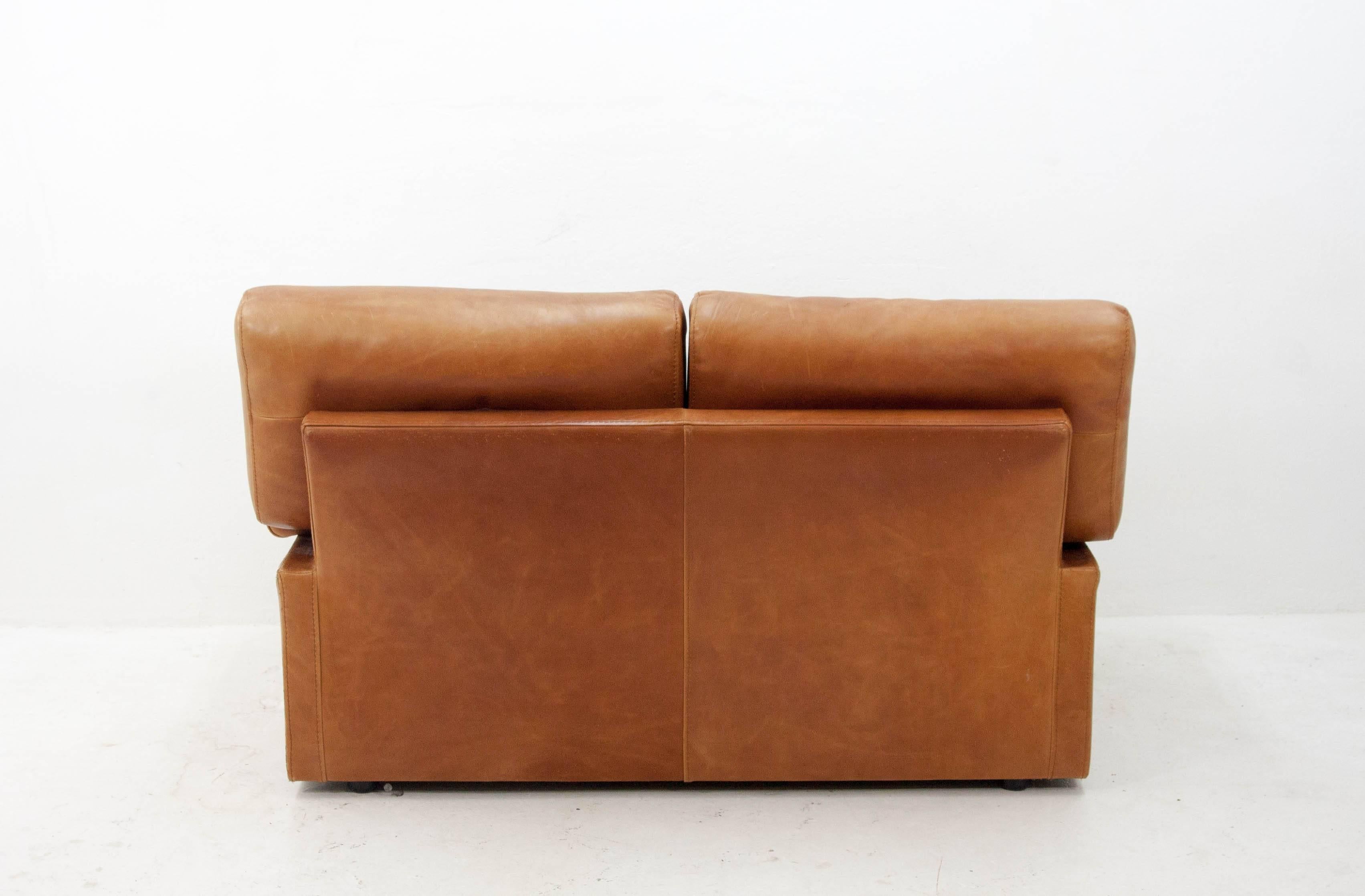 cierre sofa price