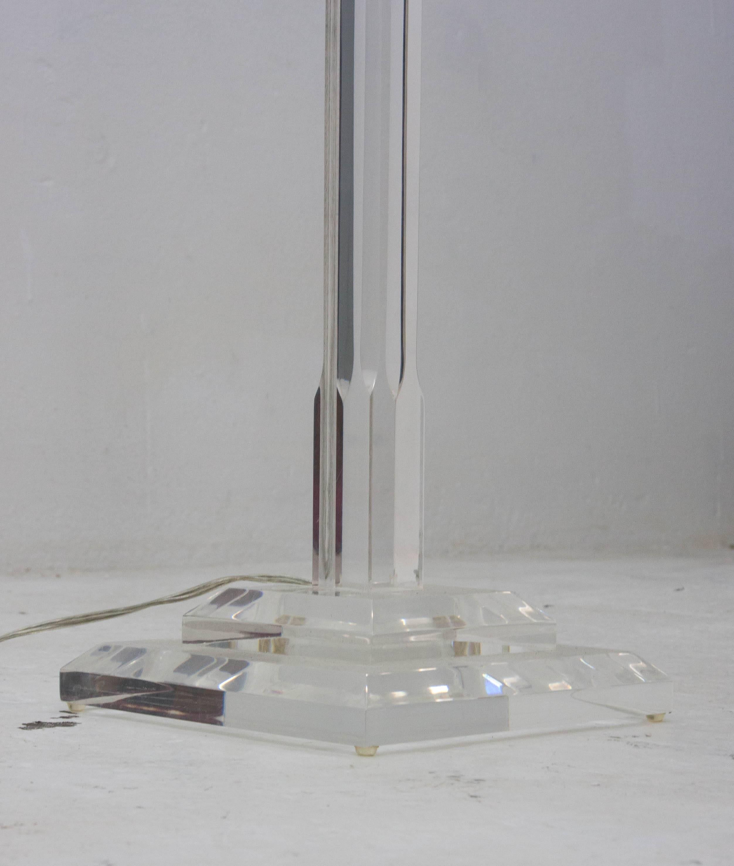 Lucite Floor Lamp, 1970s In Good Condition For Sale In Den Haag, NL