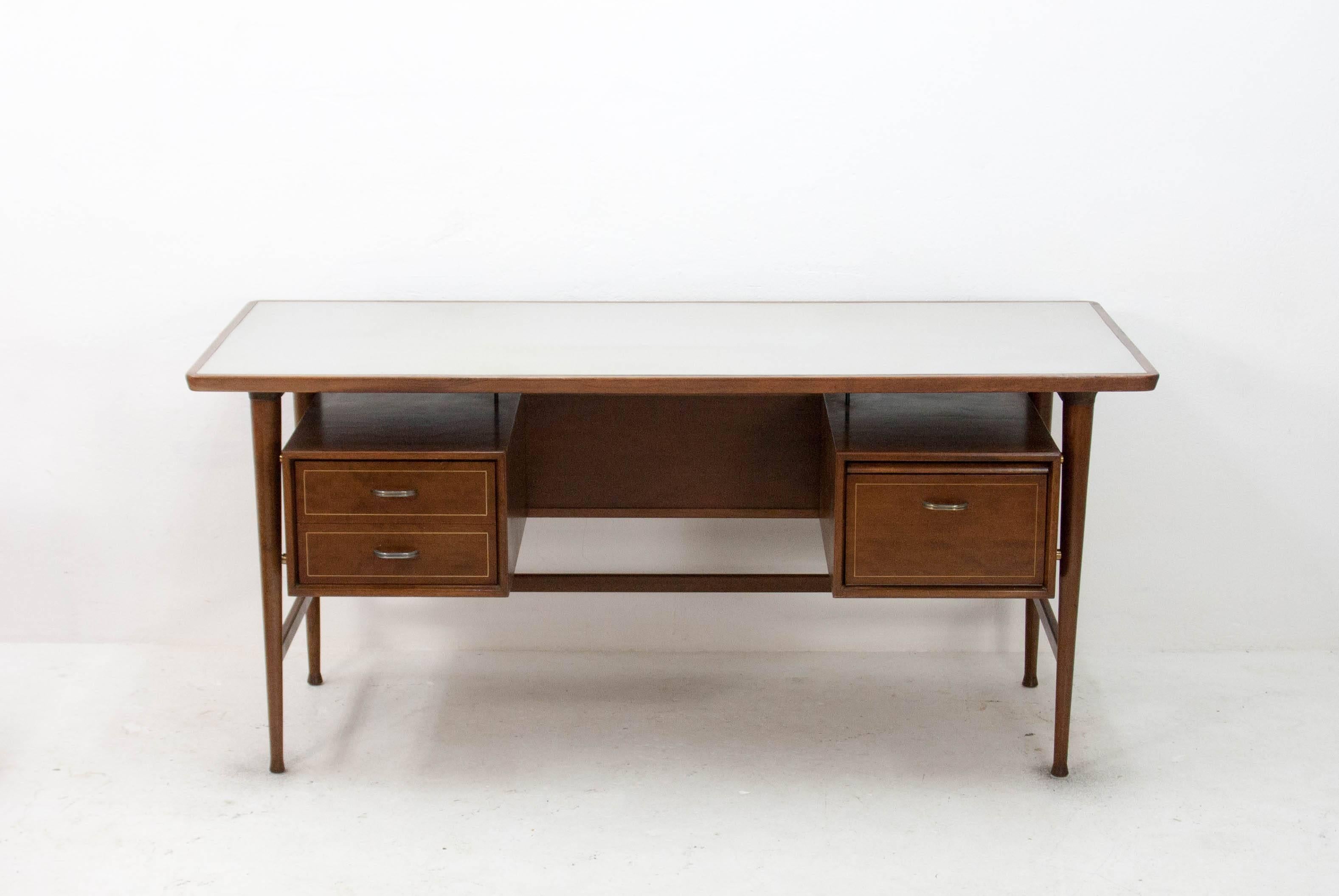formule meubelen desk