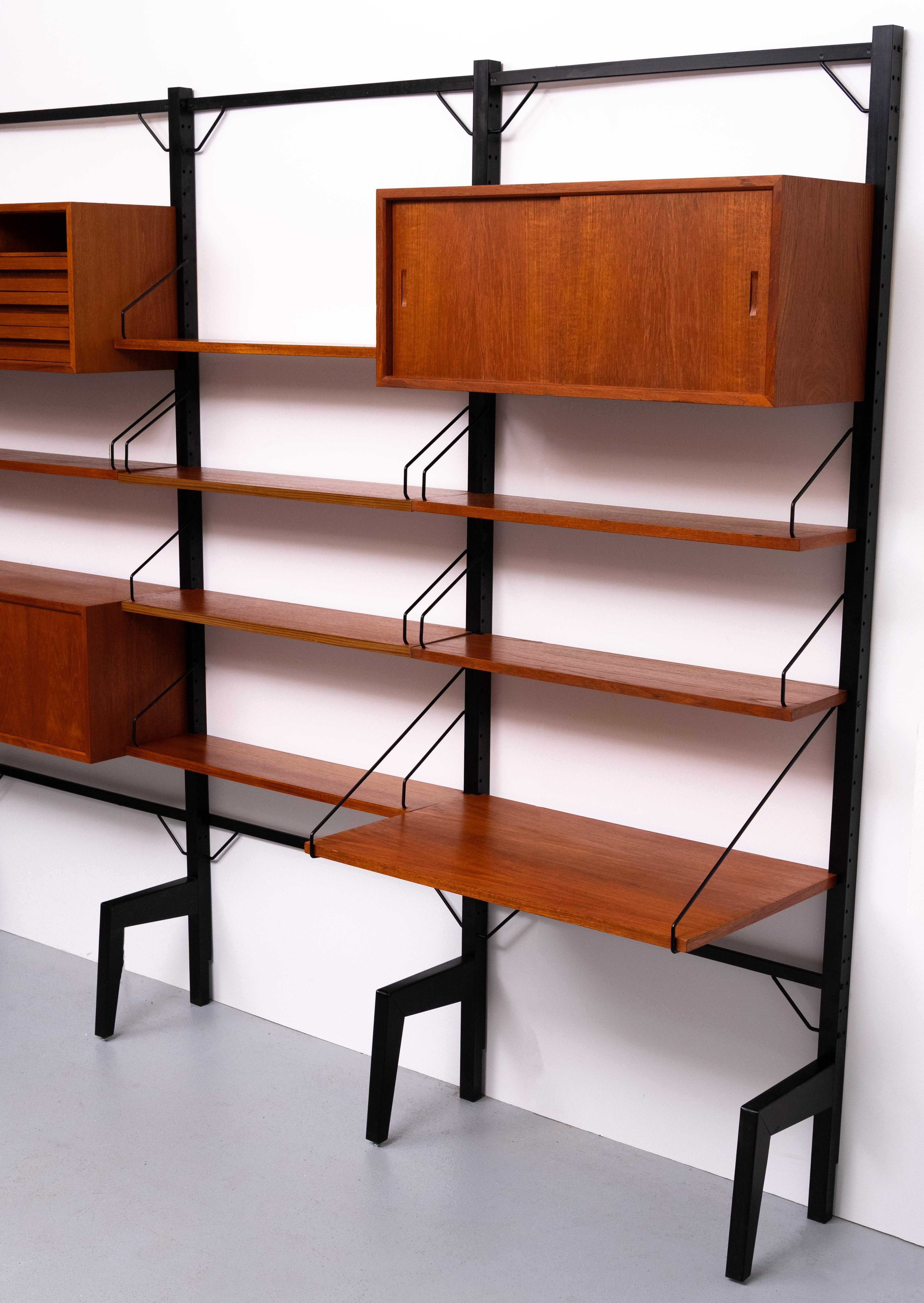 Danese Stupendo free standing  Royal System Poul Cadovius   Anni '50 Danimarca in vendita