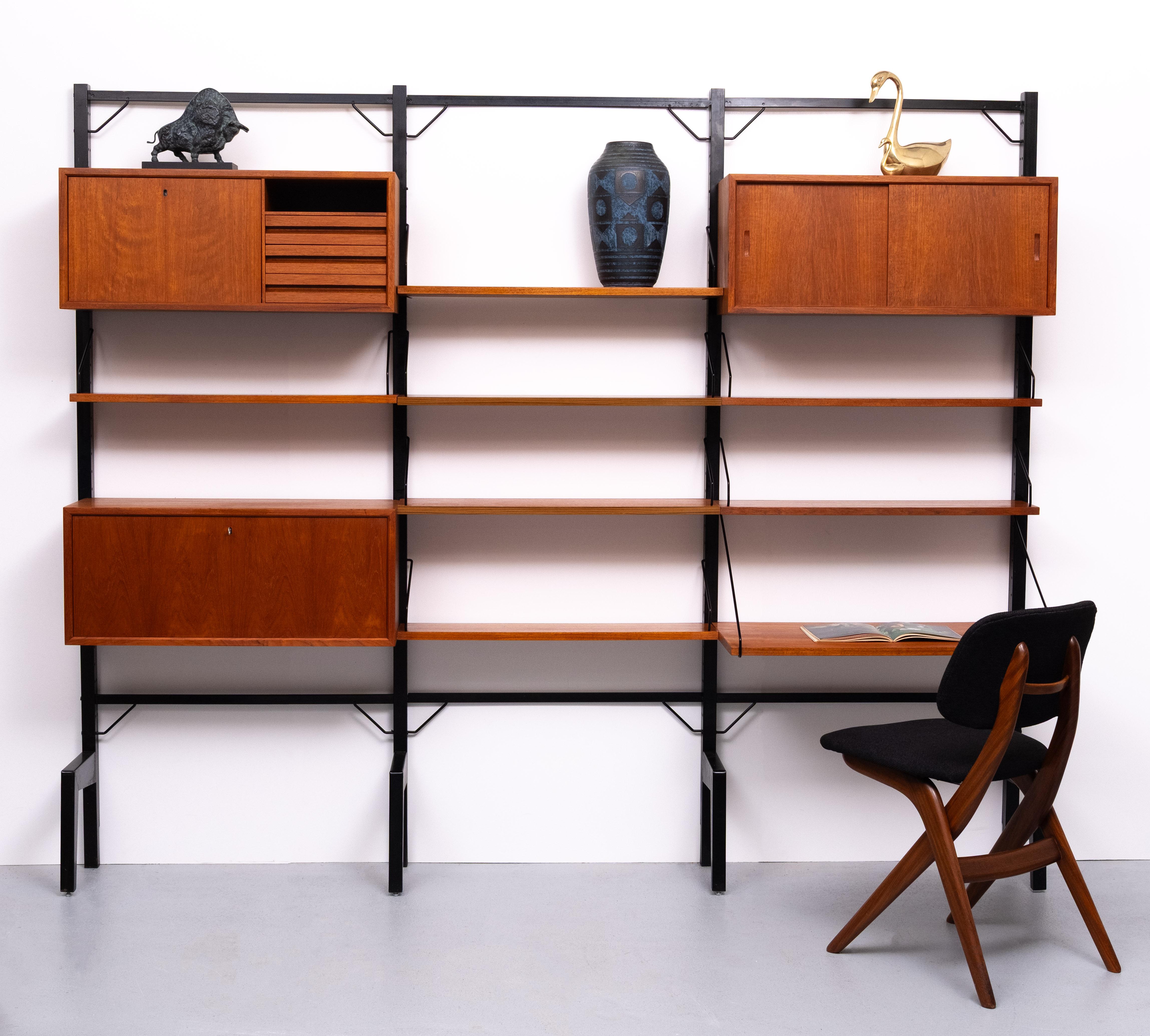 Stupendo free standing  Royal System Poul Cadovius   Anni '50 Danimarca in vendita 8