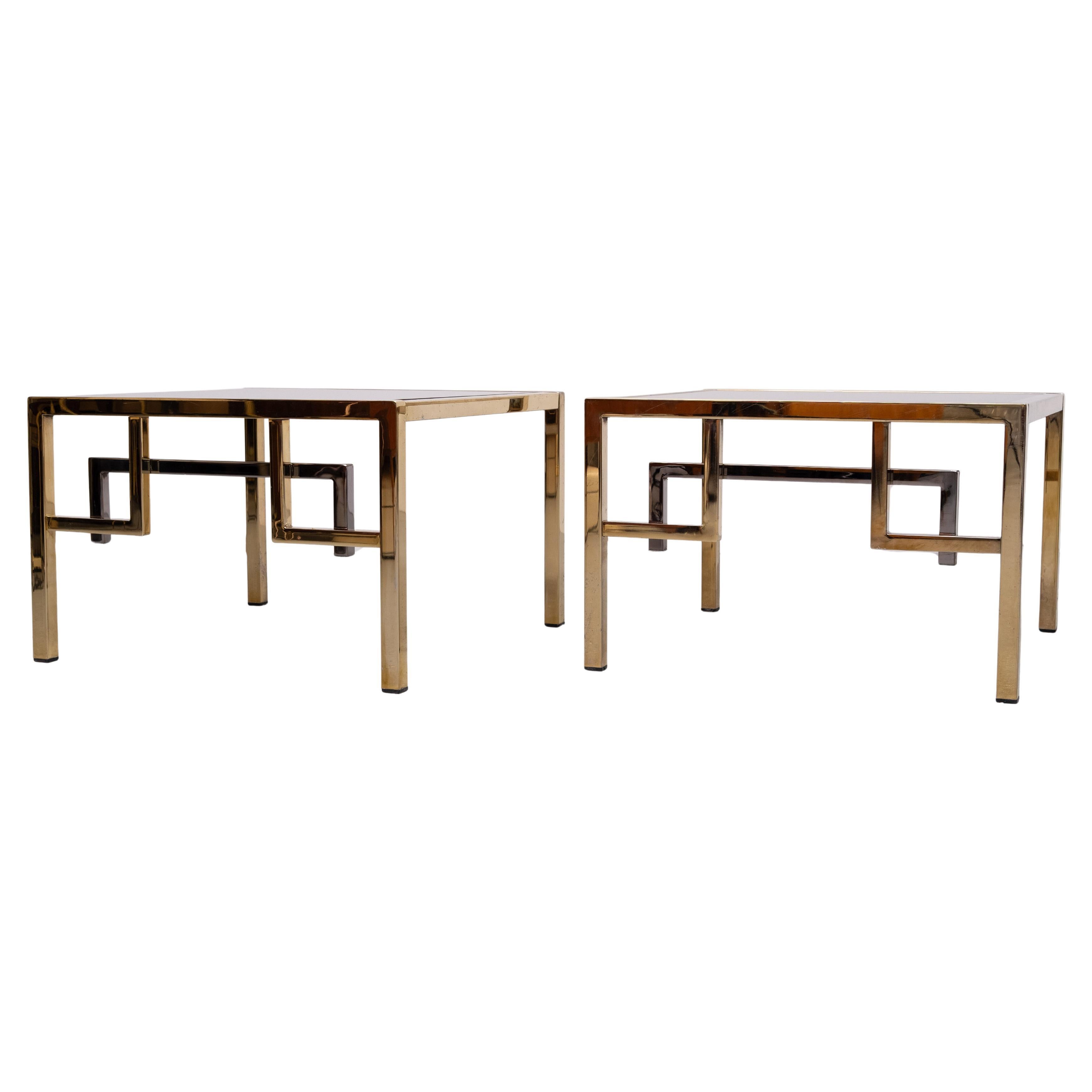 Très belles tables d'appoint en laiton et chrome fumé, livrées avec leur emballage d'origine. 
Fabrication Belgo Chrome 1970 .
Ce set est en état d'usage.  laiton légèrement oxydé. voir photos . 