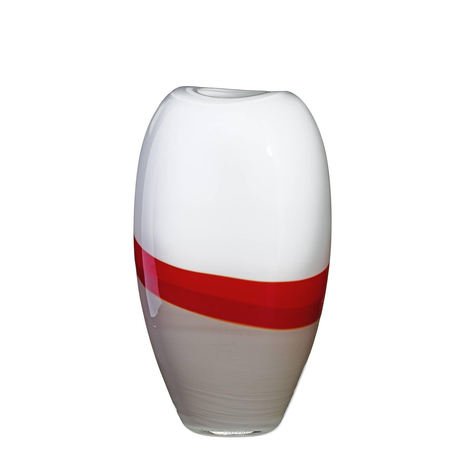 Zeitgenössische Vase aus mundgeblasenem Muranoglas von Edmon Carlo Moretti