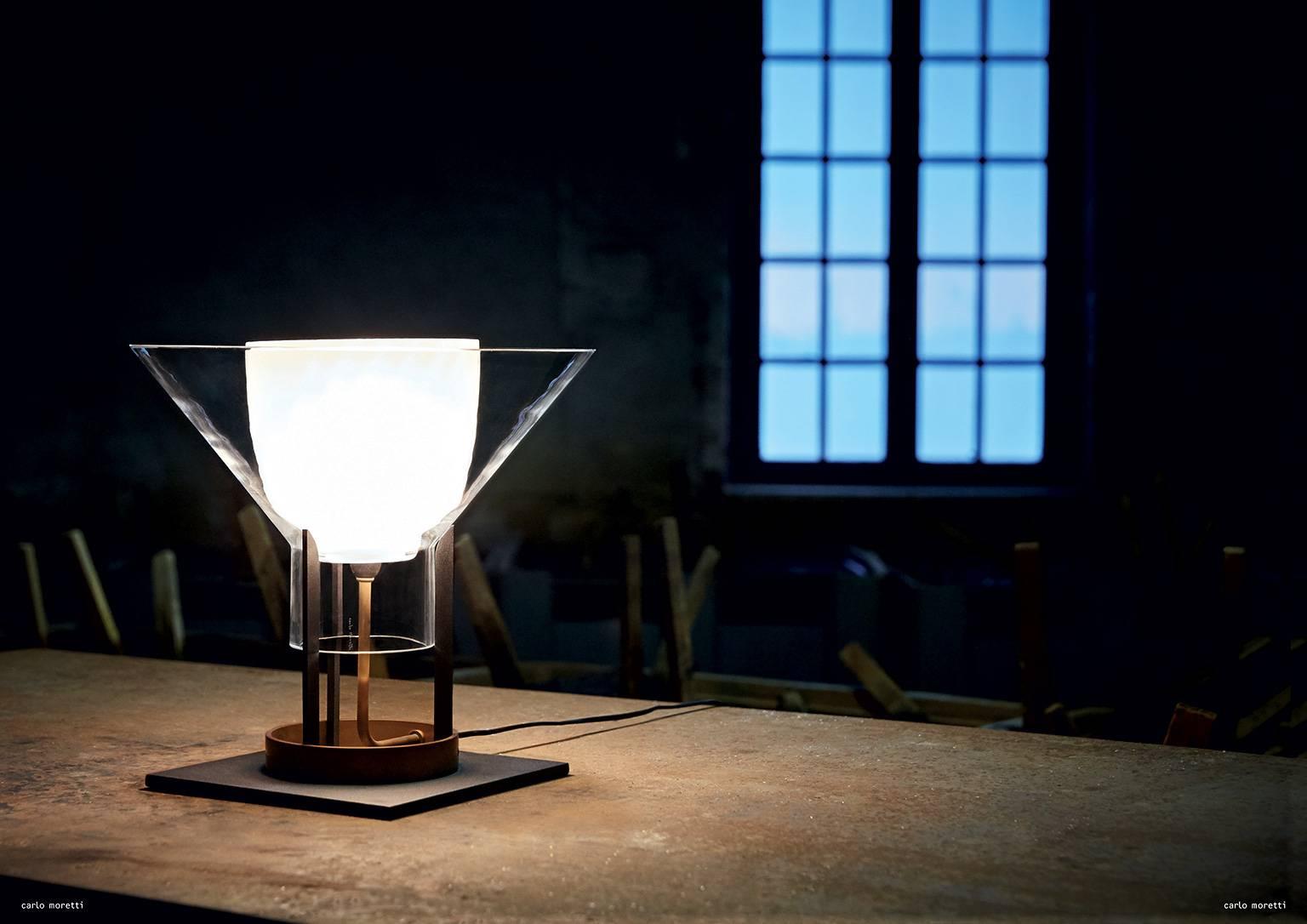 Igra Carlo Moretti Lámpara de Sobremesa Contemporánea de Murano Soplado a Boca de Cristal Transparente Moderno en venta