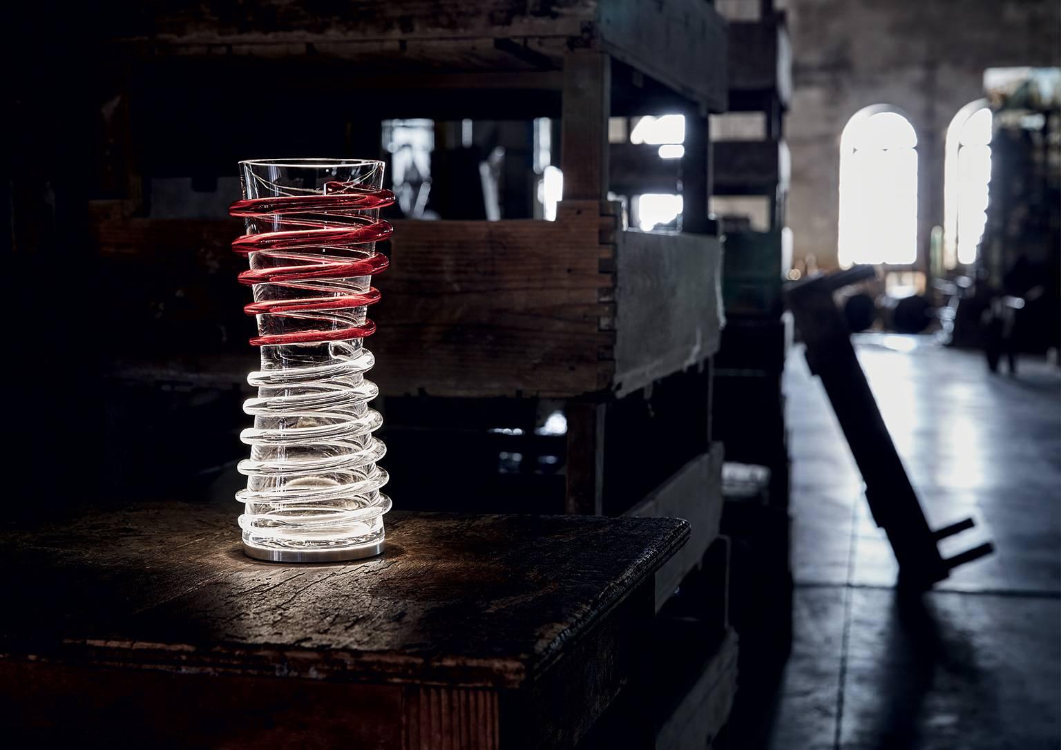 Moderne Lampe de bureau LED/vase contemporain(e) en verre de Murano rouge et transparent Polari Carlo Moretti en vente