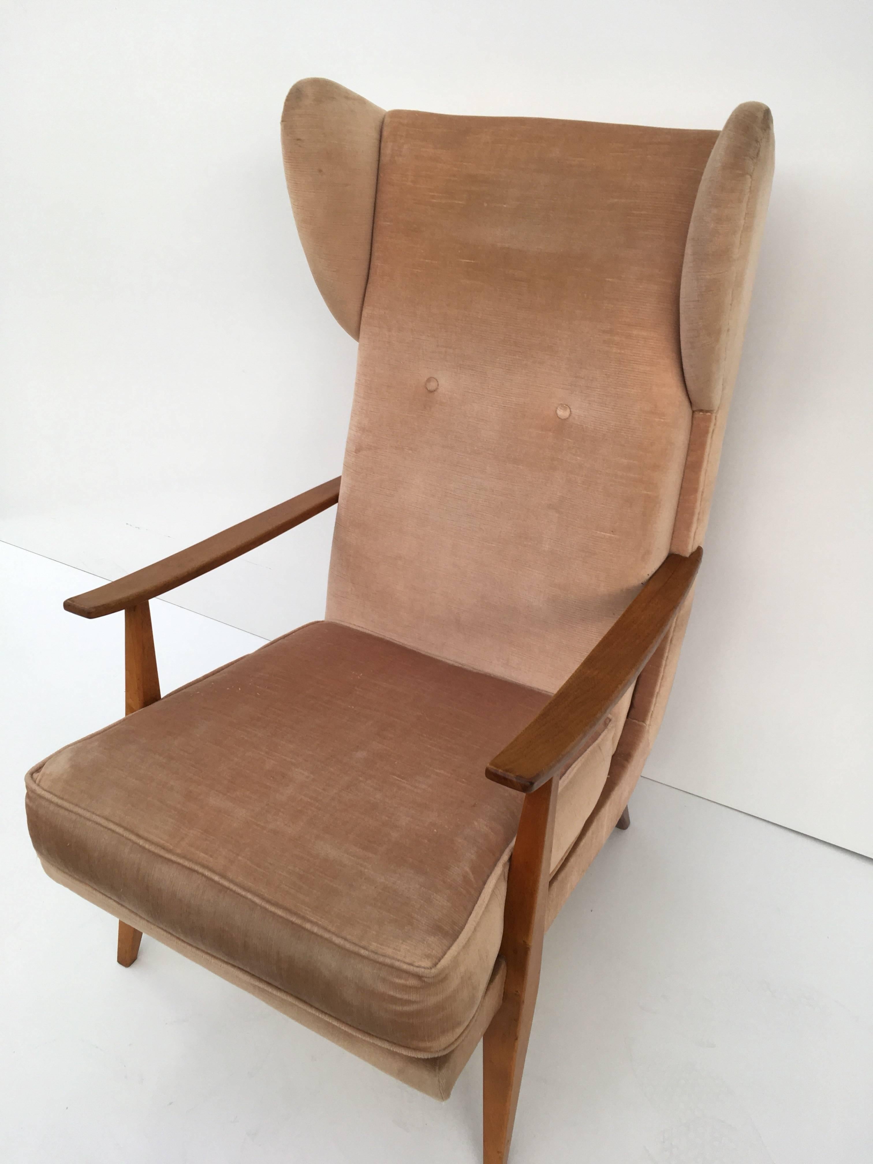 Mid-Century Modern Australian Wing Chair For Sale 3