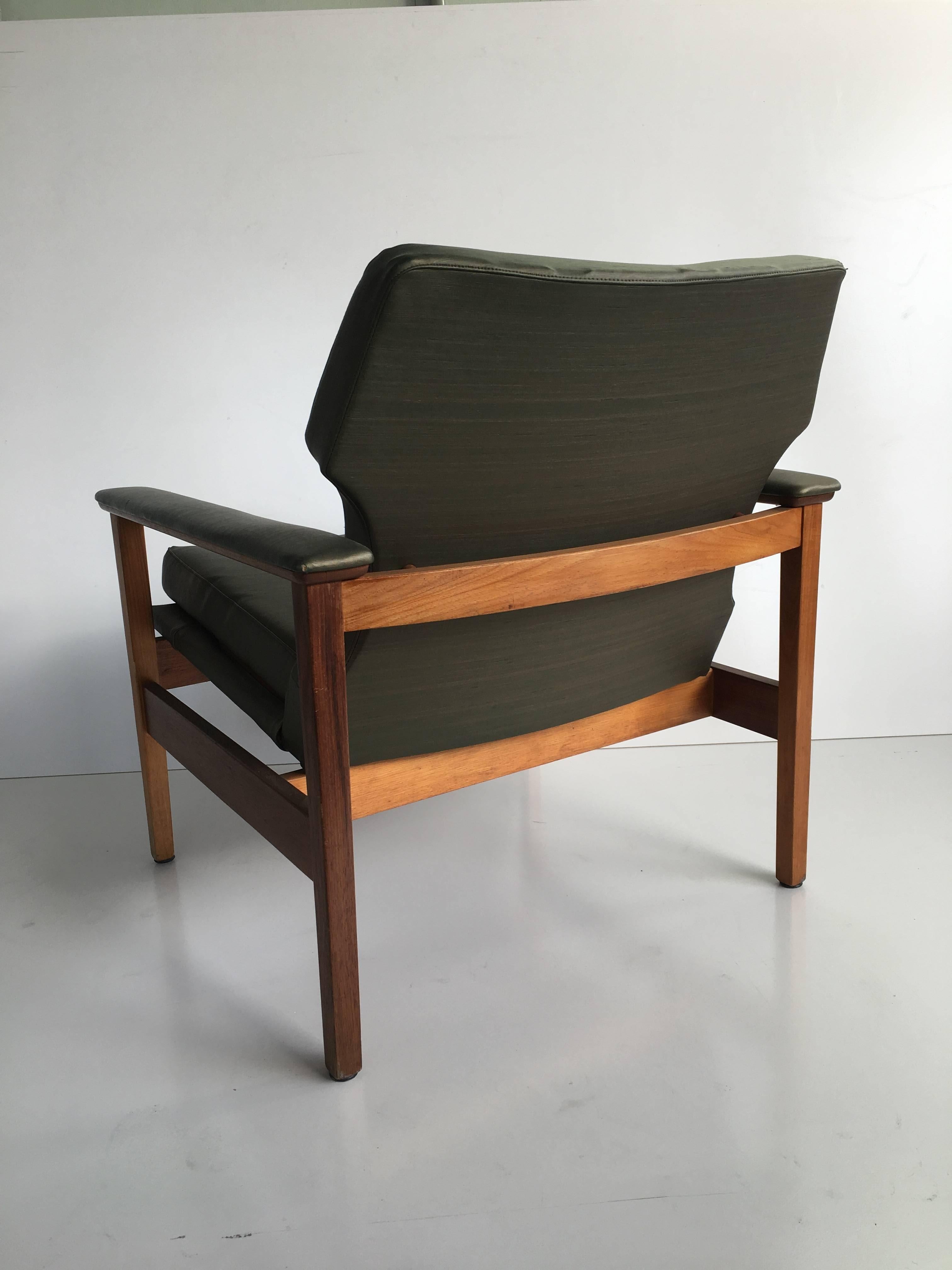 th brown dining chairs