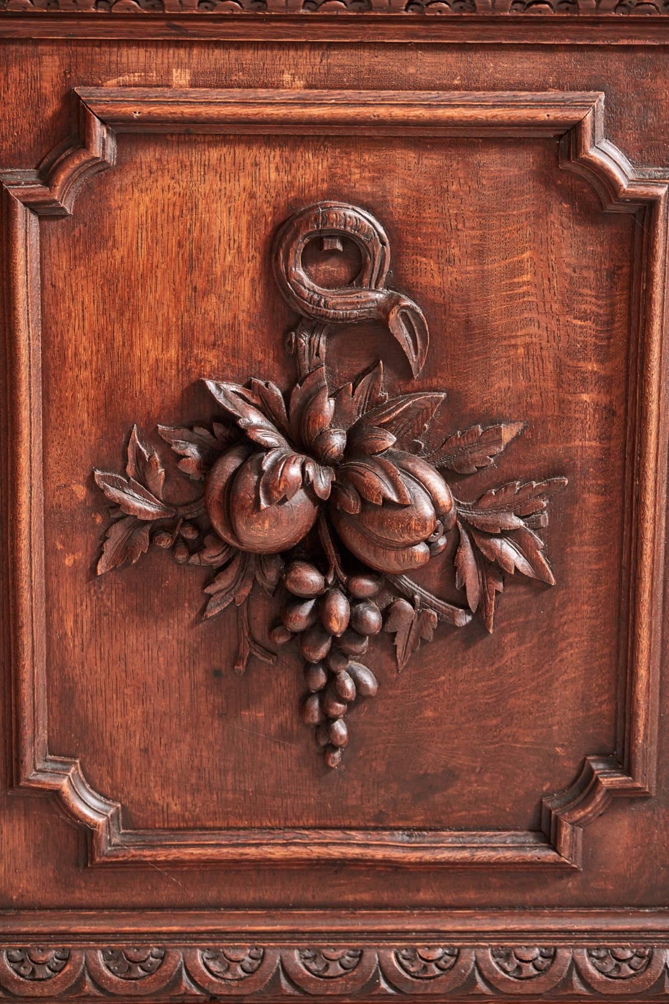 Victorian Superb Antique Heavily Carved Oak Bookcase